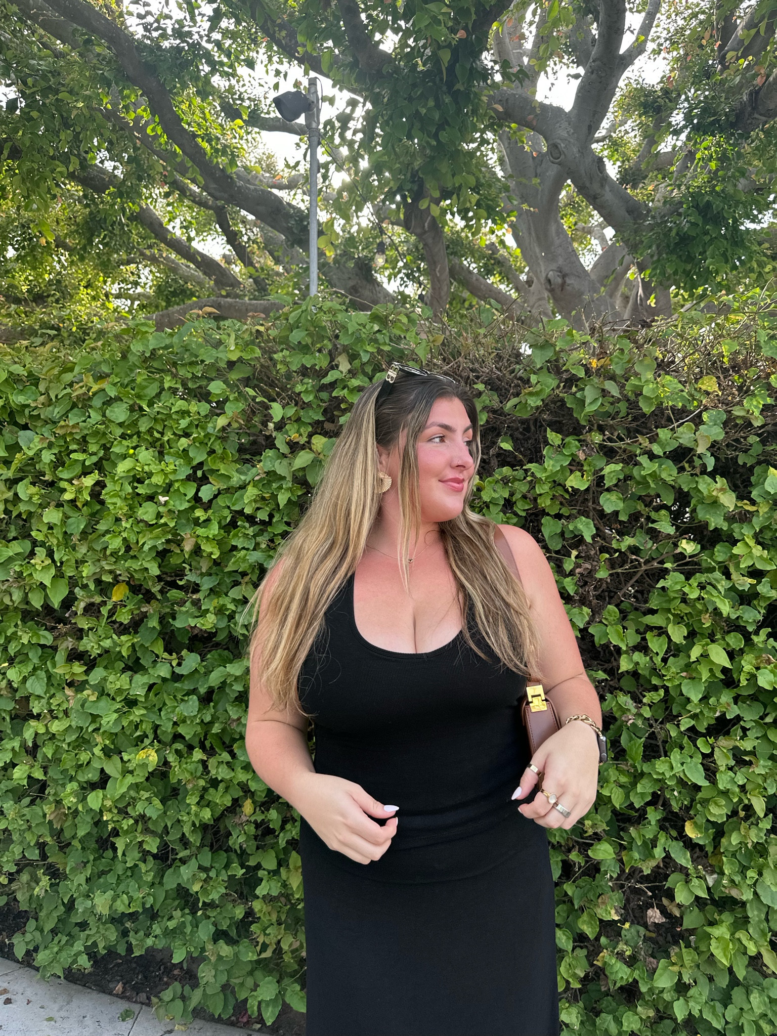 all black dinner outfit 

#LTKFindsUnder50