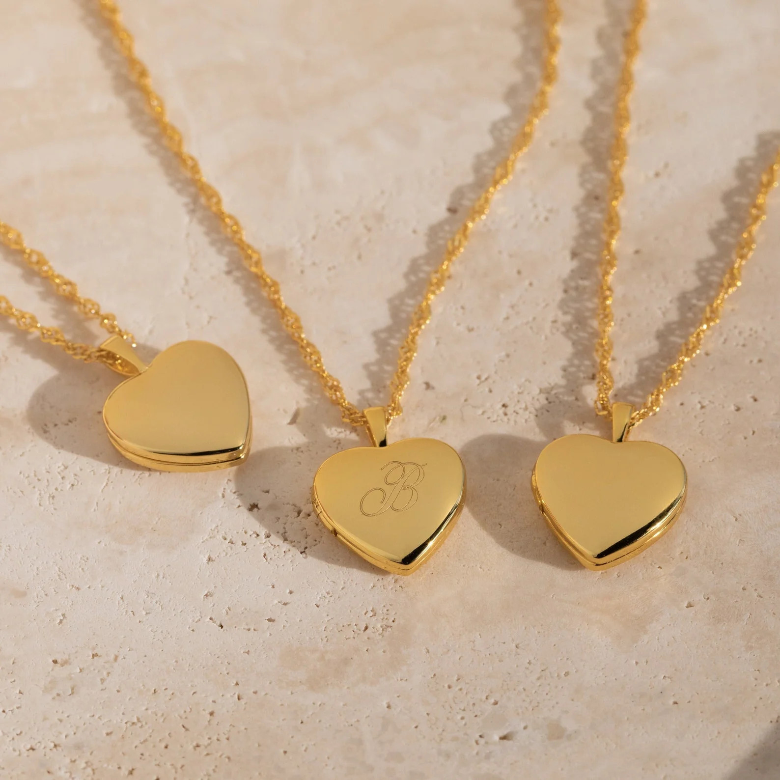 Engraved Initial Heart Photo Locket Necklace | Caitlyn Minimalist | Caitlyn Minimalist