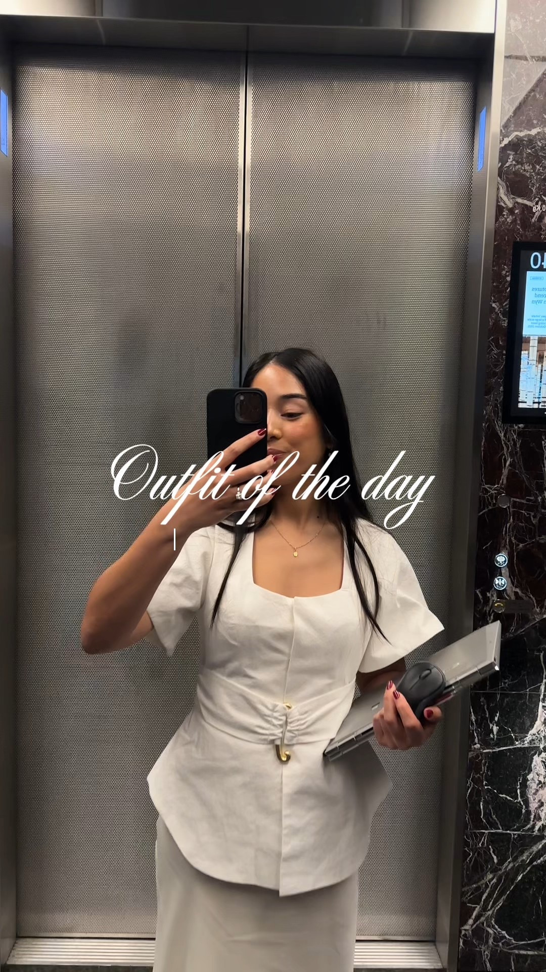 Cutest top!!! I’d recommend sizing down if you’re between sizes – I’m wearing S here but could’ve def gone XS for a more fitted look 🤎

#LTKautumn #LTKworkwear #LTKaustralia