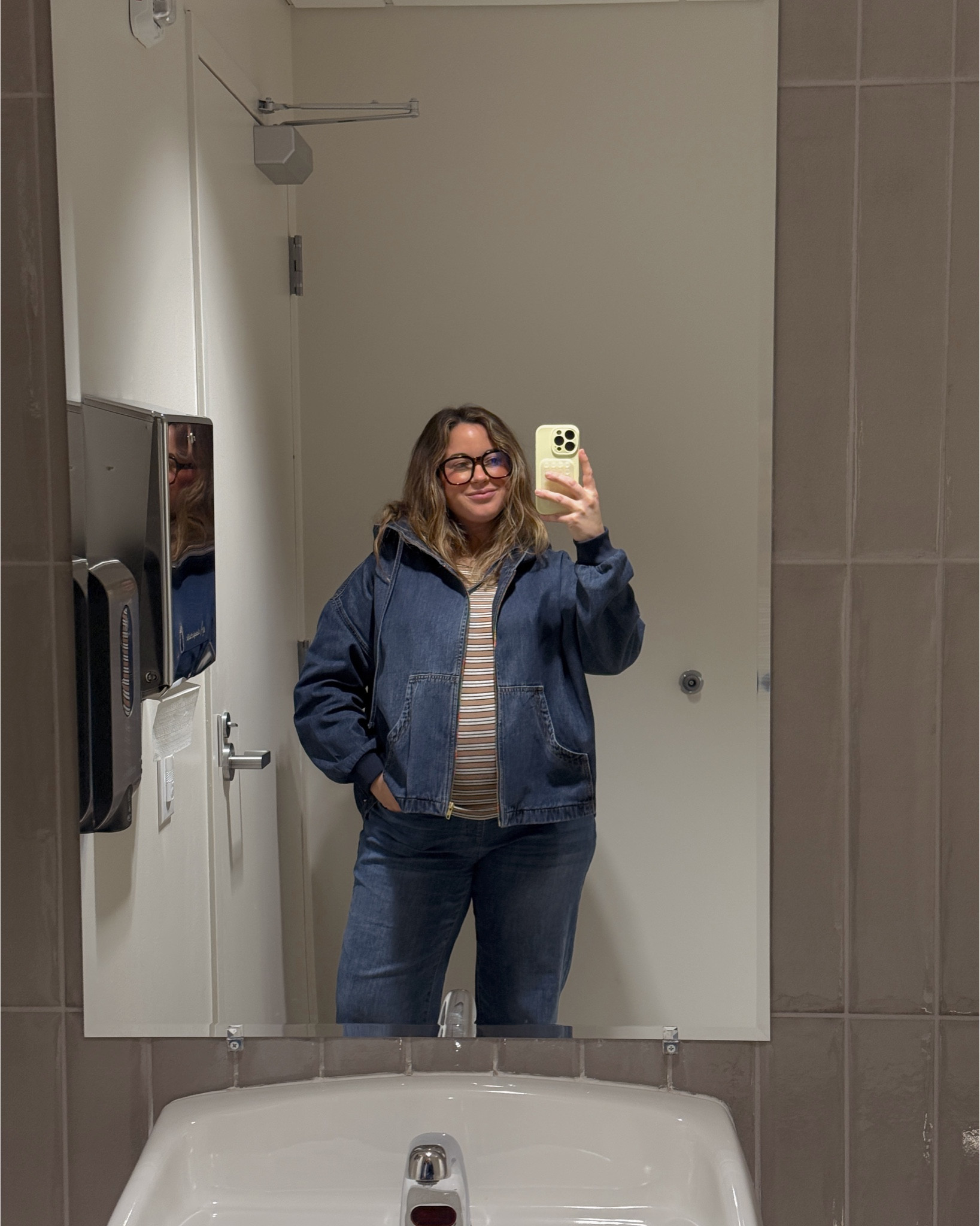 Bumping around the office 😇 long sleeve is large, jeans are true to size, jacket is a M/L, linking similar color and style but it’s from the brand Ruti 

#LTKbump #LTKworkwear #LTKmidsize