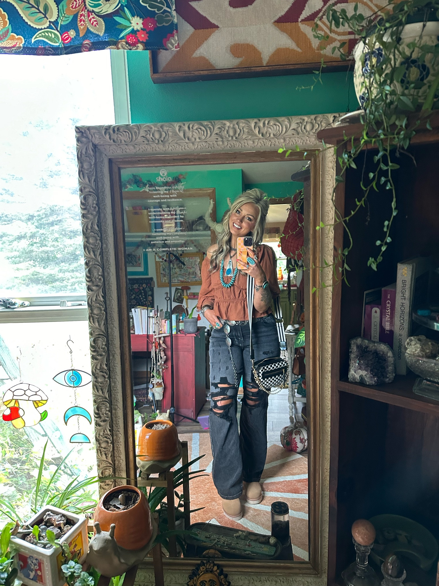 A moment for the purse!