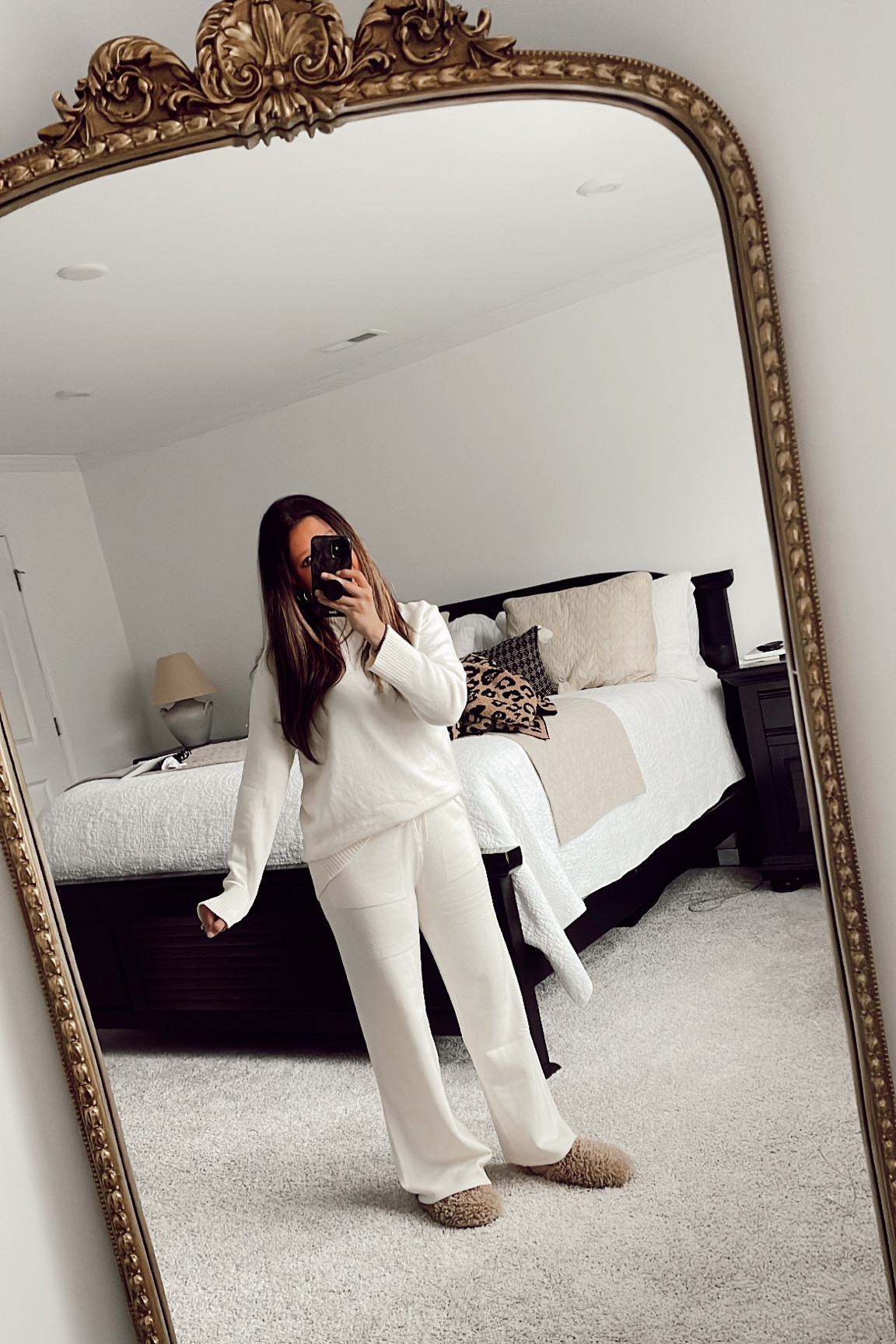 Winter lounge wear!❄️

#LTKSeasonal #LTKHoliday #LTKunder50