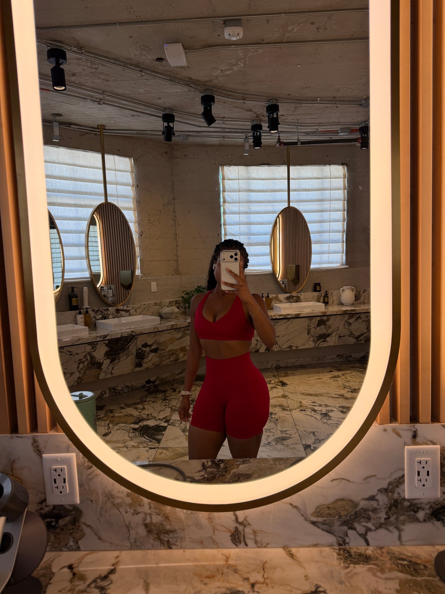 The most flattering gym fit ever! Size S

#LTKdayinmylife #LTKfitnessgoals #LTKActive