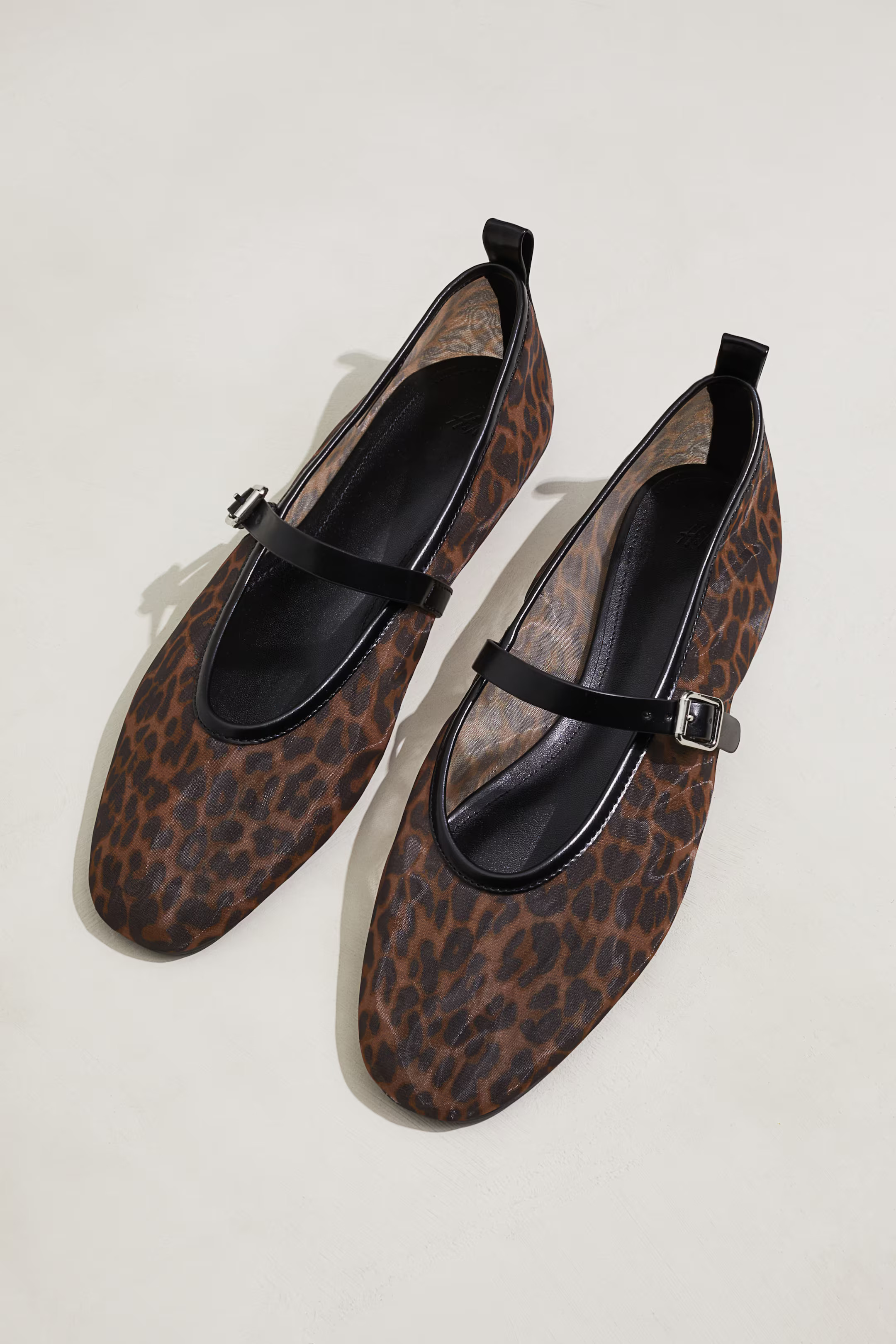 Ballerinas im Mary-Jane-Stil aus Mesh - Braun/Leopardenprint - Ladies | H&M AT | H&M (DE, AT, CH, NL, FI)
