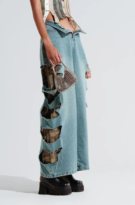 MAGDALENA OVERSIZED DISTRESSED CAMO DENIM PANT | AKIRA