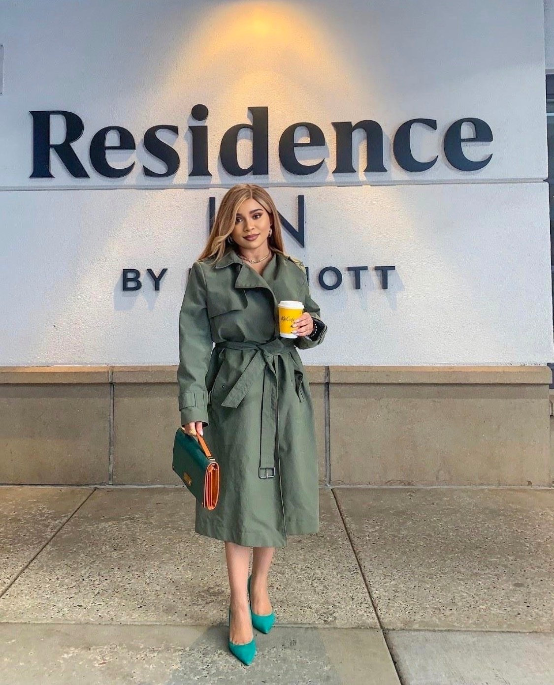 Fall is 100% here and the trench coats 🧥 are back. Stay warm and stylish at the same time! Scroll down to shop yours today! 🥰

#LTKootd