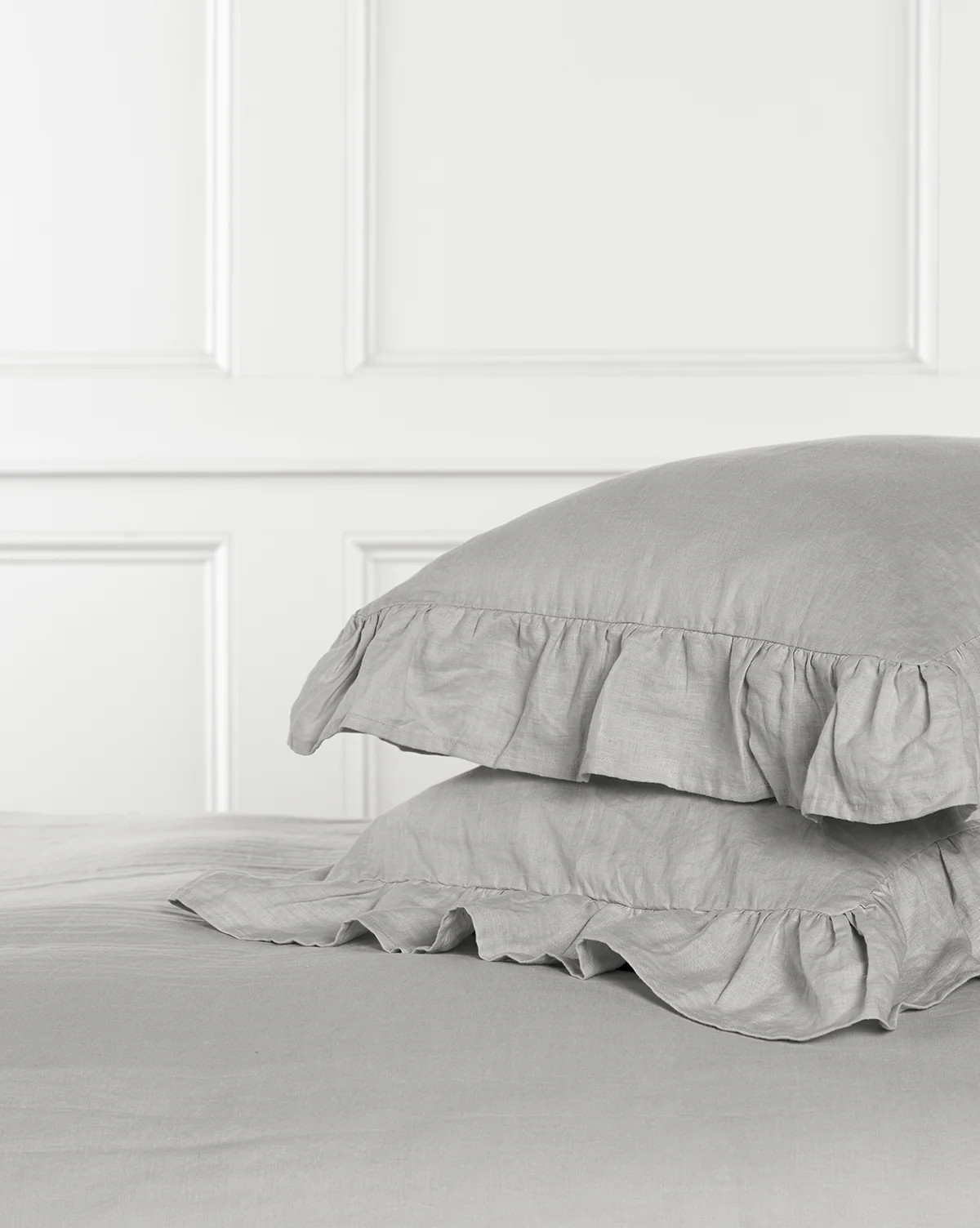 Ruffle Linen Shams (Set of 2) | McGee & Co. (US)