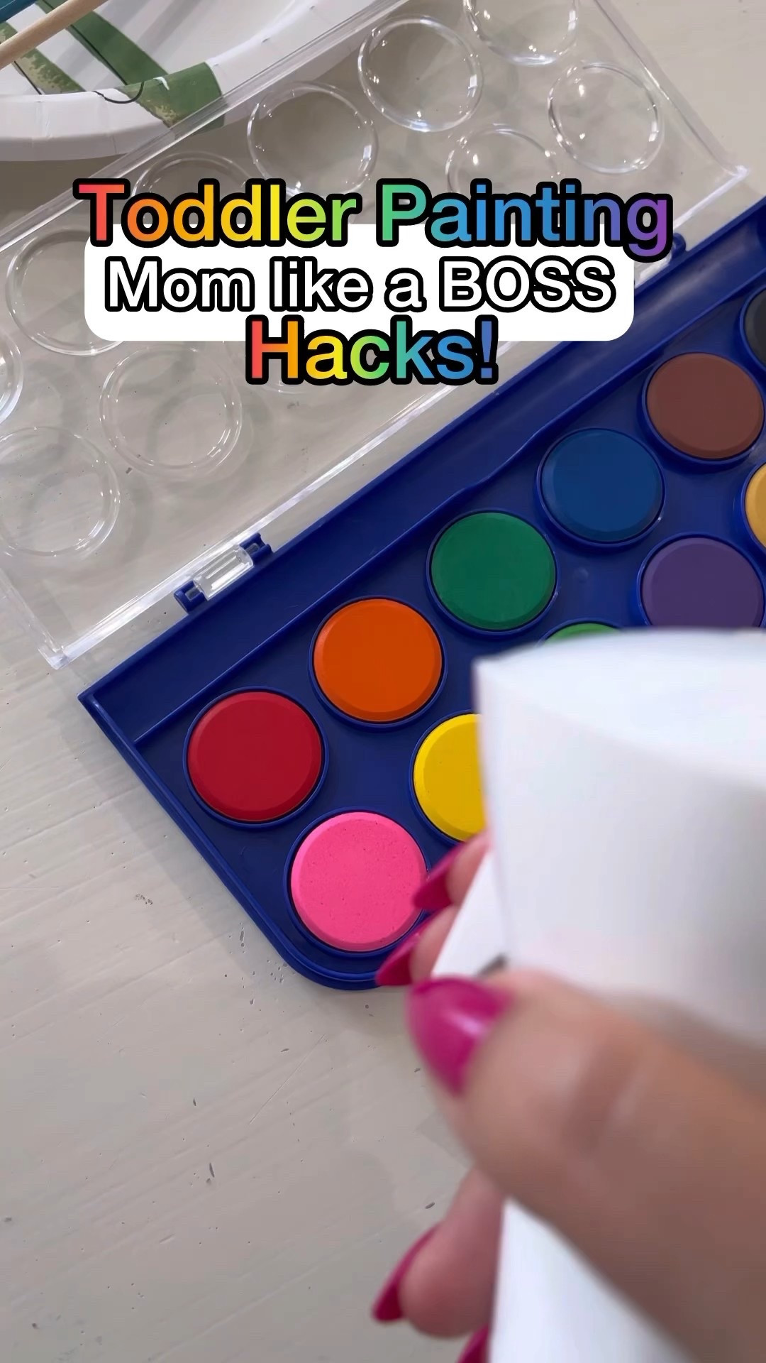 We all know that cups spills as soon as we start so just skip it and opt for a light mist of water instead 😊 Comment “paint” for our same paint set and water color sheets! And make sure to follow @momlikeaboss_ for all the best #momhacks Make sure you share with a mom 🥰 #momtipsandtricks #paintinghacks #homeschoolmom #teacherhacks 