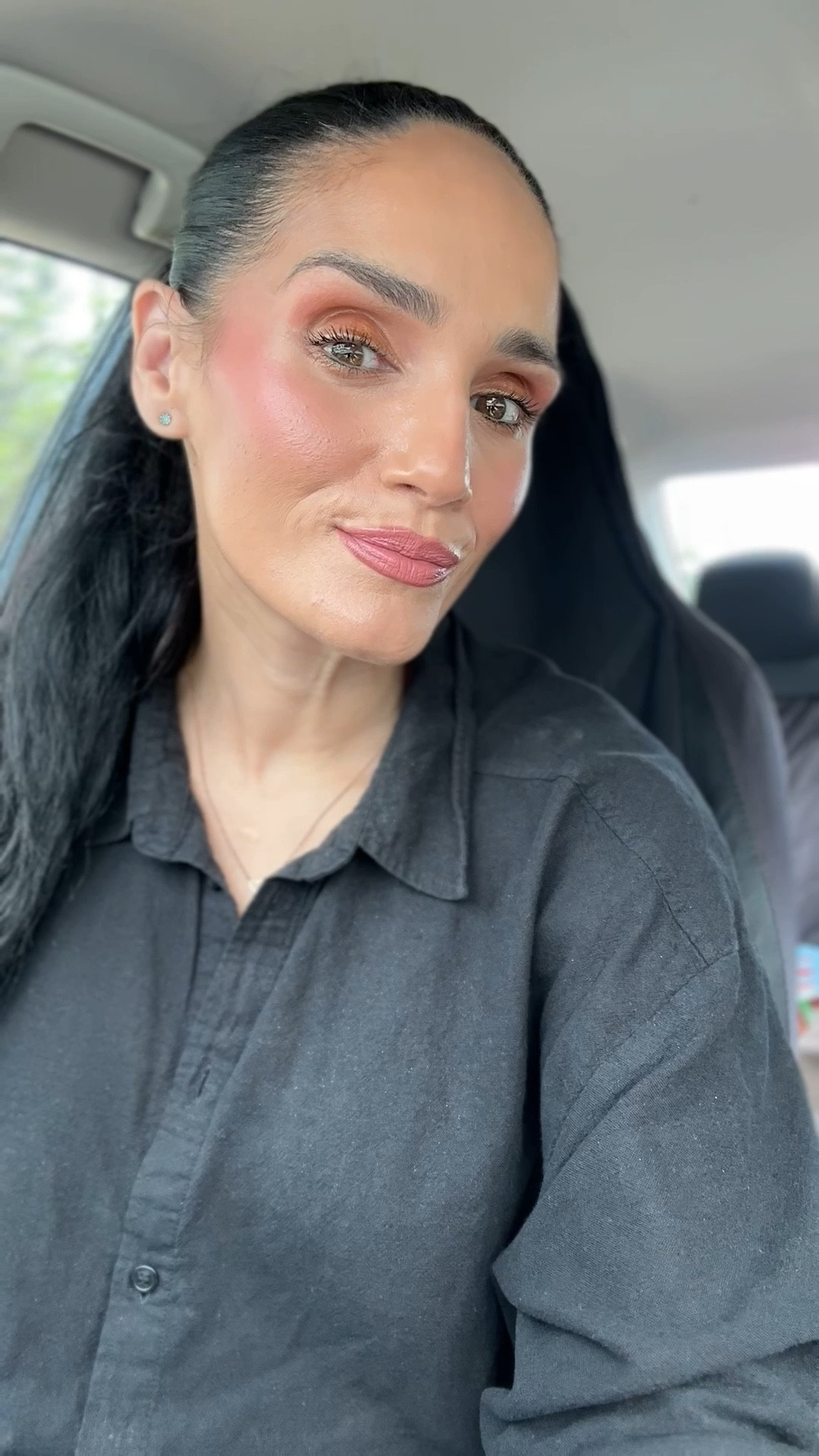 Just finished a makeup session and I’m feeling at peace 🙏🏼 of course have my glam on with some of my Sephora favorites. 


#LTKmomlife #LTKBeauty #LTKOver40