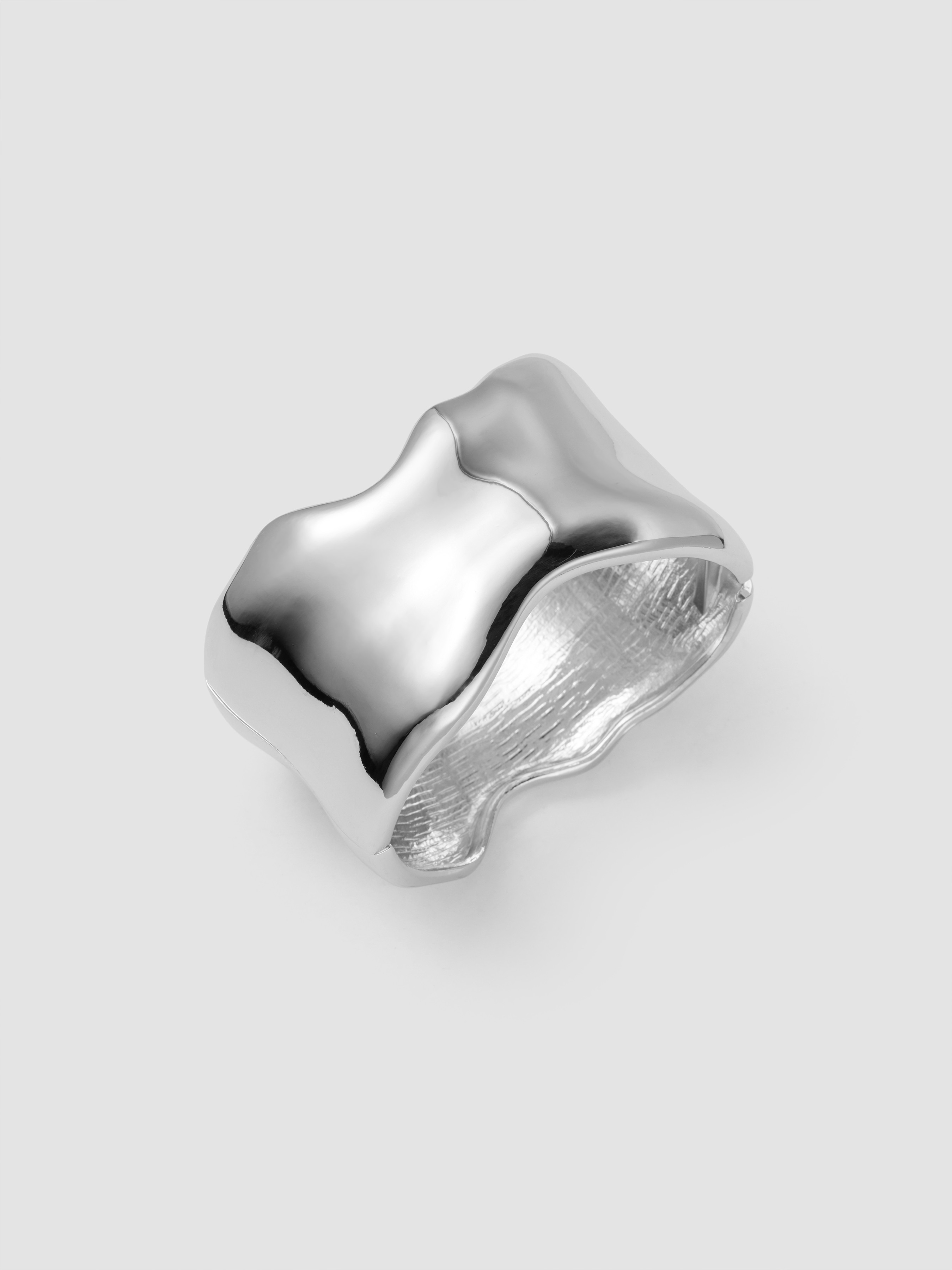 SCULPTURAL BANGLE BRACELET For Music Festival/Live House Vacation | Cider