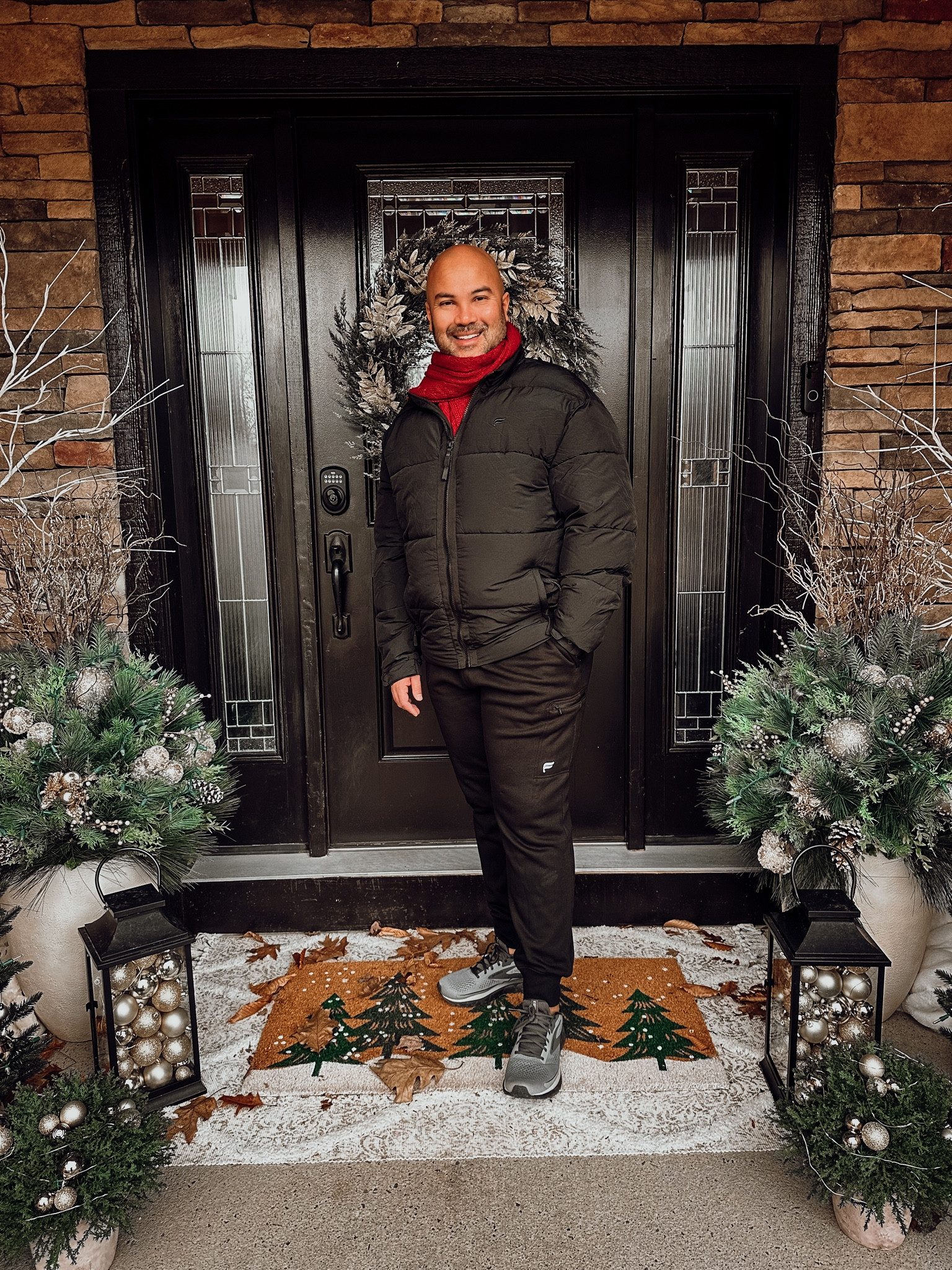 Fabletics fit ! Such a great gift idea for the holidays ! This puffer is so warm along with the sweatpants and scarf! Dan is wearing an XXL in both! 



#LTKSeasonal #LTKHoliday #LTKGiftGuide