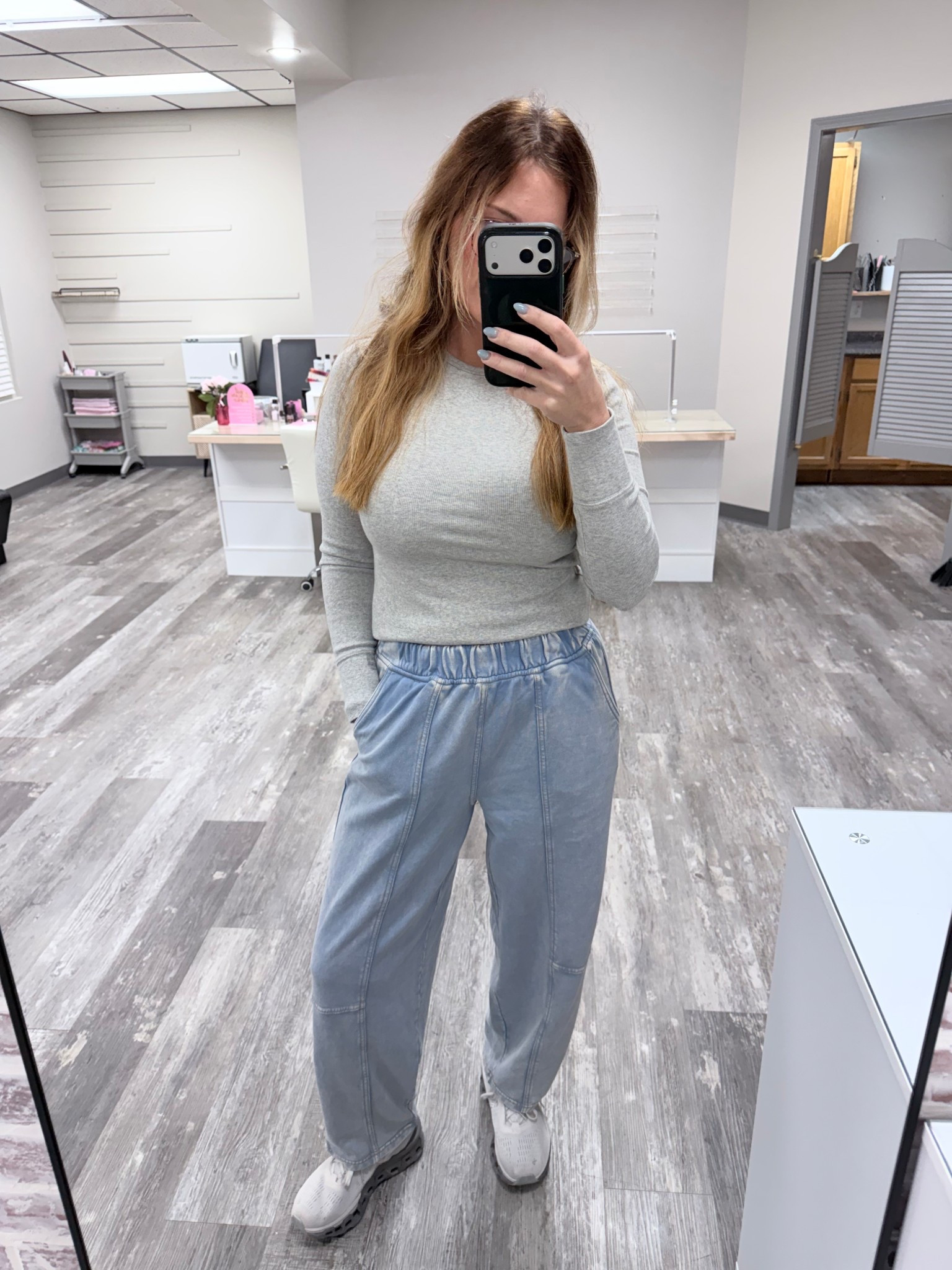 I love a comfy day on a rainy day 💧☔️

#LTKmomlife #LTKootd #LTKgrwm