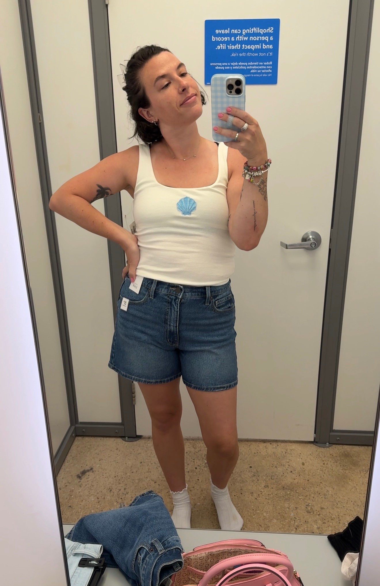 So obsessed with this top and shorts!!

#LTKmomlife #LTKootd