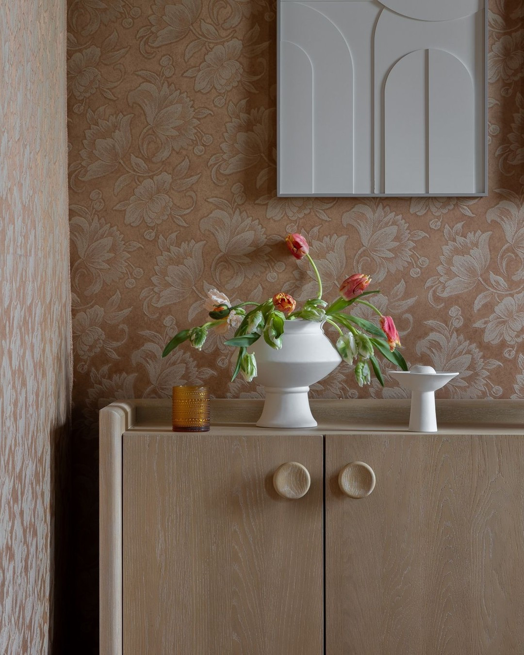 In @thespruceofficial article on filling corners, Bethany shared her take on the idea of a small, movable cocktail station tucked beside an accent chair. It’s about creating a moment for unwinding—somewhere to set a drink, a book, or a glass within reach—without overcomplicating the room. A simple, rounded piece on wheels keeps things flexible, functional, and elegant, serving just as easily as a side table as it does a bar when entertaining. Thoughtful details like this are what make a space feel complete and lived-in.

#TheSpruce #BethanyAdamsInteriors #BAIStyle #InteriorDesignExpert #DesignDetails #ThoughtfulDesign #CollectedInteriors #LayeredLiving #FinishedSpaces #InteriorStyling #DesignWithIntent #QuietLuxury #ElevatedEveryday #ModernTraditional #TimelessInteriors #LivingWell #HomeStyling #AccentChair #CocktailStation #EntertainingAtHome #StyledSpaces #InteriorInspo #DesignEditorial #RefinedLiving #DesignPhilosophy #LuxuryInteriors #HomeDetails #IntentionalLiving #InteriorDesignDaily