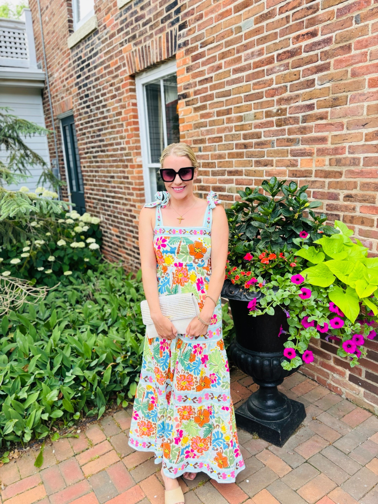 Fit check! 

#countryclub #golf #golfcourse #golfclub #countryclublife #tennis #golflife #golfing #realestate #club #realtor #pga #luxury #country #golfswing #nightout #weddjng 

#LTKPetite #LTKParties #LTKSeasonal