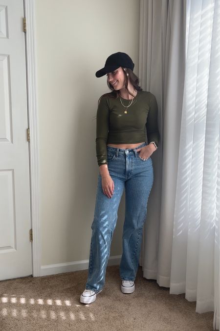 Abercrombie 90s relaxed jeans
Platform converse 
Fall outfit 
Fall 2023 
Casual fall outfit 
Corduroy hat 
Madewell 
Loose jeans 
Baggy jeans 


#LTKfindsunder100 #LTKfindsunder50 #LTKshoecrush