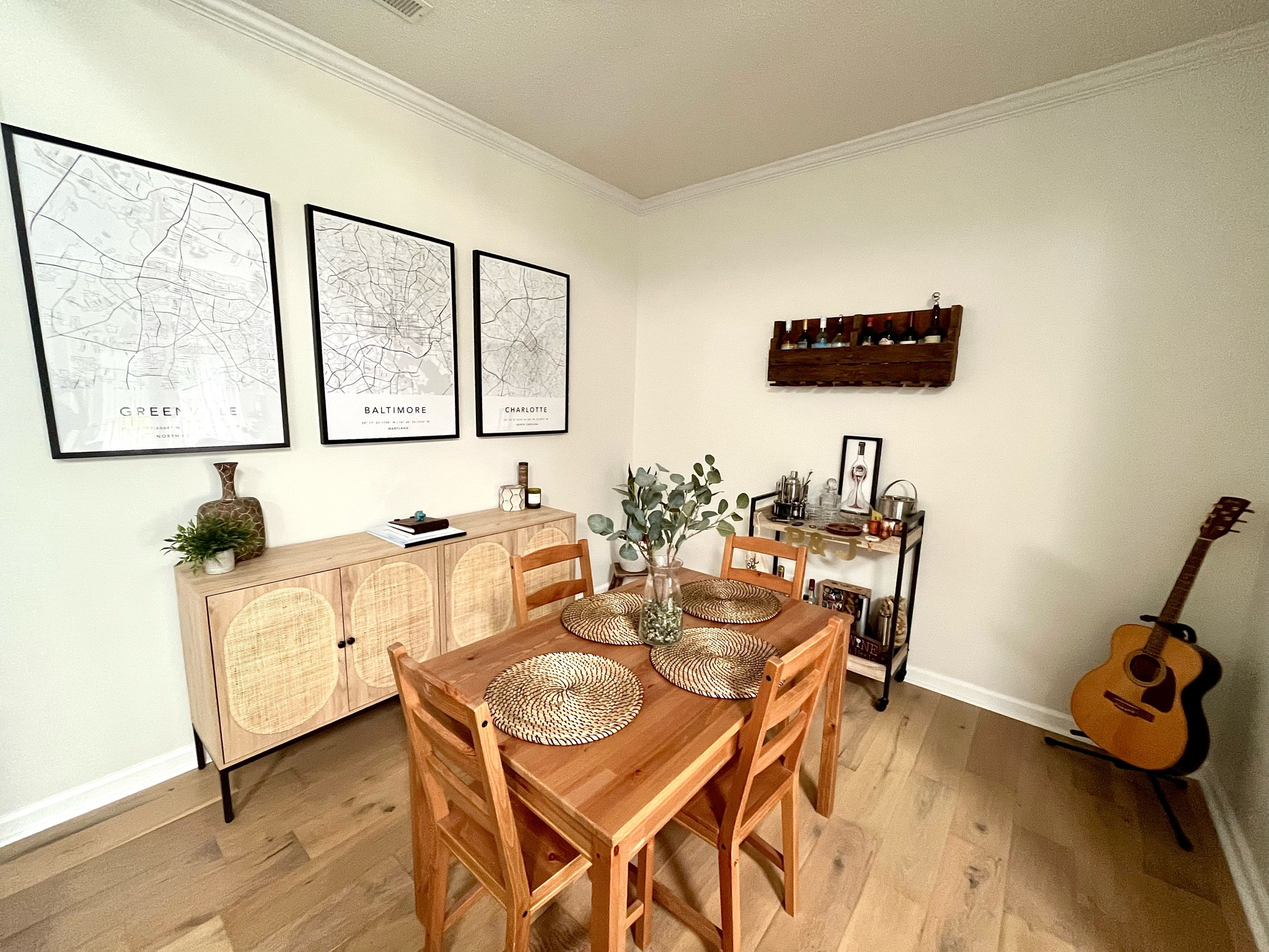 Still needs a rug, new light fixture and a new table but we’re getting there 🤗

#neutral #neutraldecor #neutralhome #firsthouse #firsthome #home #house #charlottenc #charlottehouse #amazon #amazonhome #amazonessentials #target #targethome #amazondecor #targetdecor #love #firsttimehomebuyers #DIY #fixerupper #DIYfixerupper 

#LTKFind #LTKunder100 #LTKhome