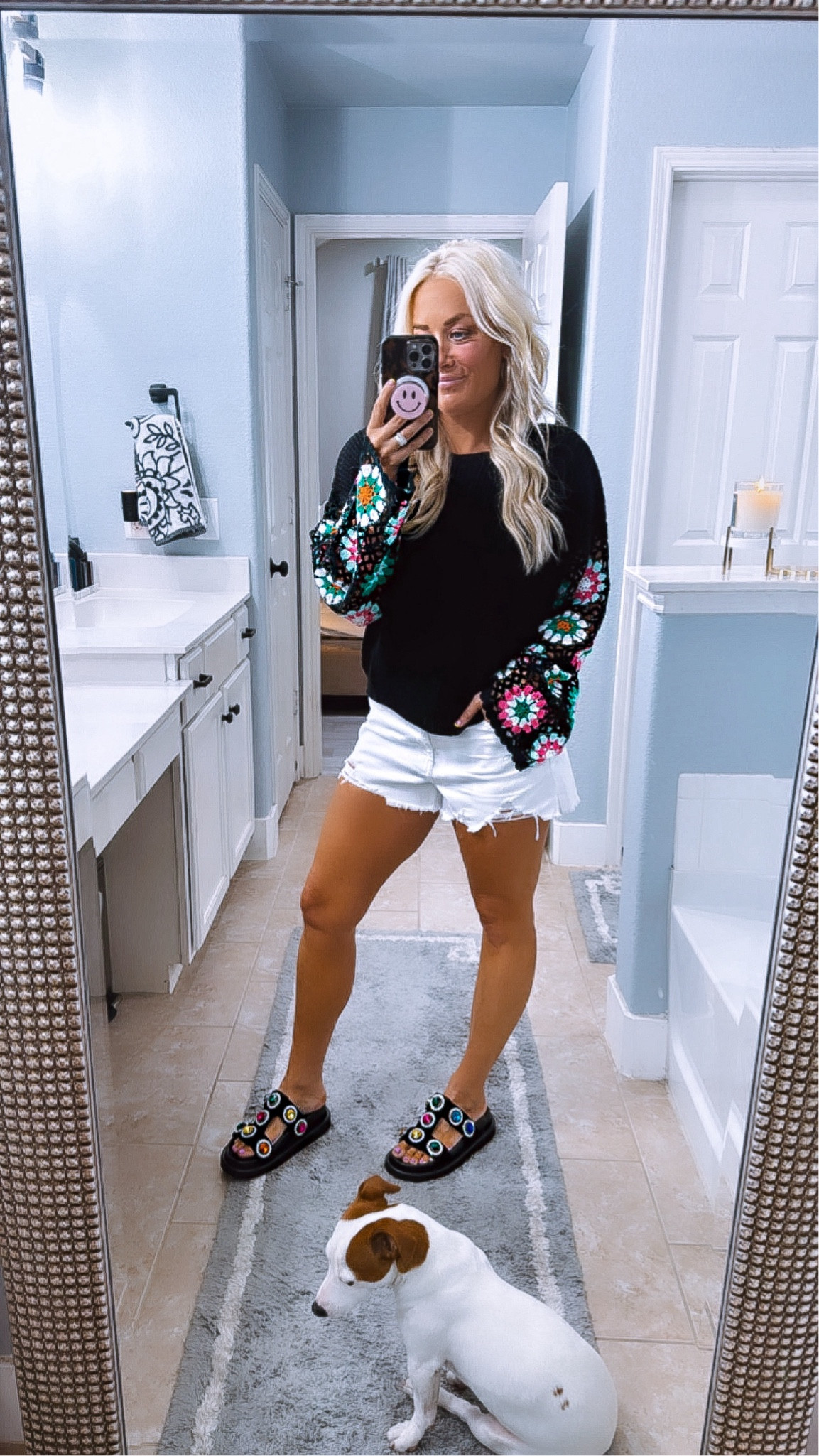 Pink lily summer sale plus extra 10% off with code SEQUINS10
Crochet top - size small 

#LTKSaleAlert #LTKMidsize #LTKParties