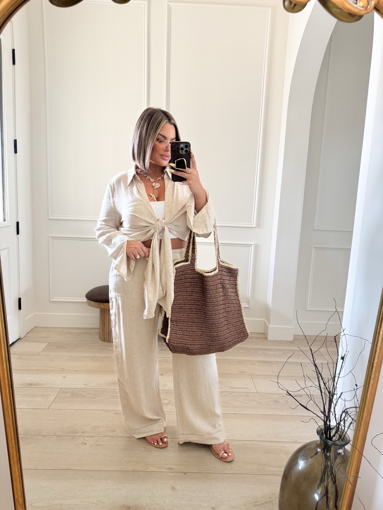 Vacay outfit idea 
This top matched really well with these linen Abercrombie pants. 
Top xl 
Pants L long I am 5’5 for reference ￼
Linked similar bandeau tops you can wear with this ￼

Follow my LTK @shaynaslife on the @shop.LTK app to view this post and get my exclusive app-only content!

#liketkit 
@shop.ltk
https://liketk.it/5YWxc
