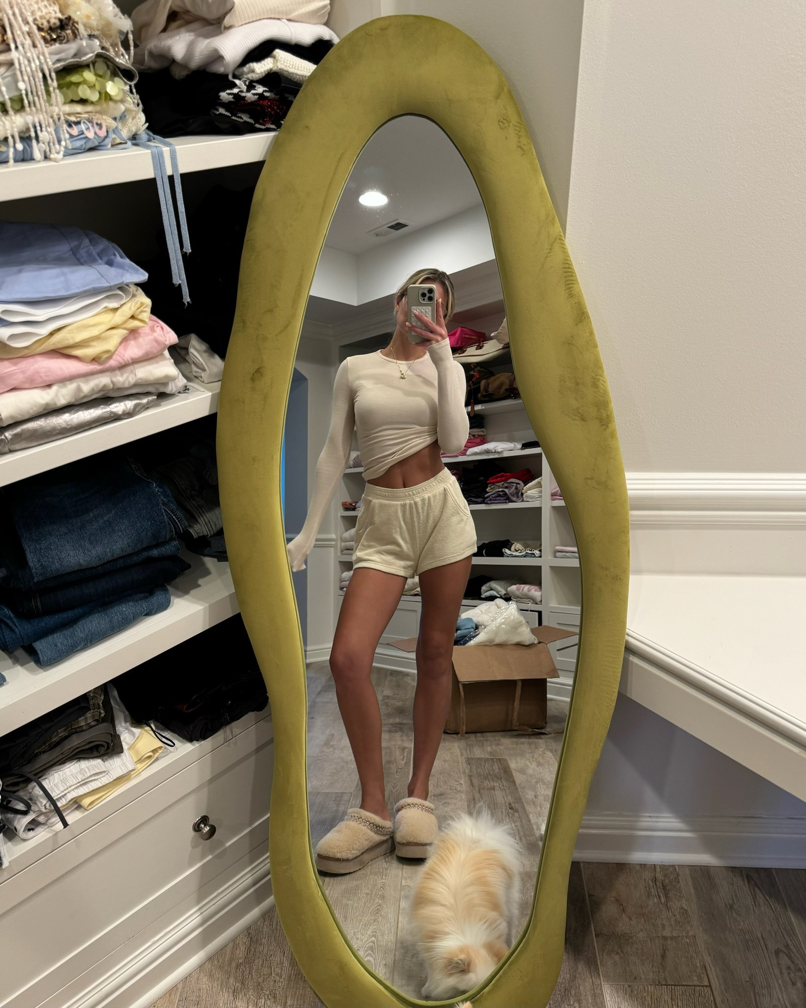 Quality loungewear!!! 

Fave loungewear pieces - loungewear - spring loungewear - basic long sleeve - bo+tee lounge shorts - spring fashion - ugg slippers - trendy mirror - terry cloth shorts - nuuds loungewearr

#LTKSeasonal #LTKstyletip