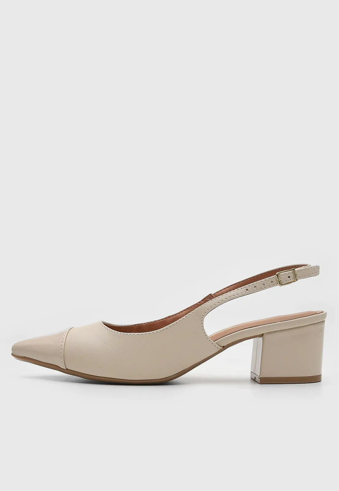 Scarpin Vizzano Ponta Verniz Off-White | Dafiti (BR)