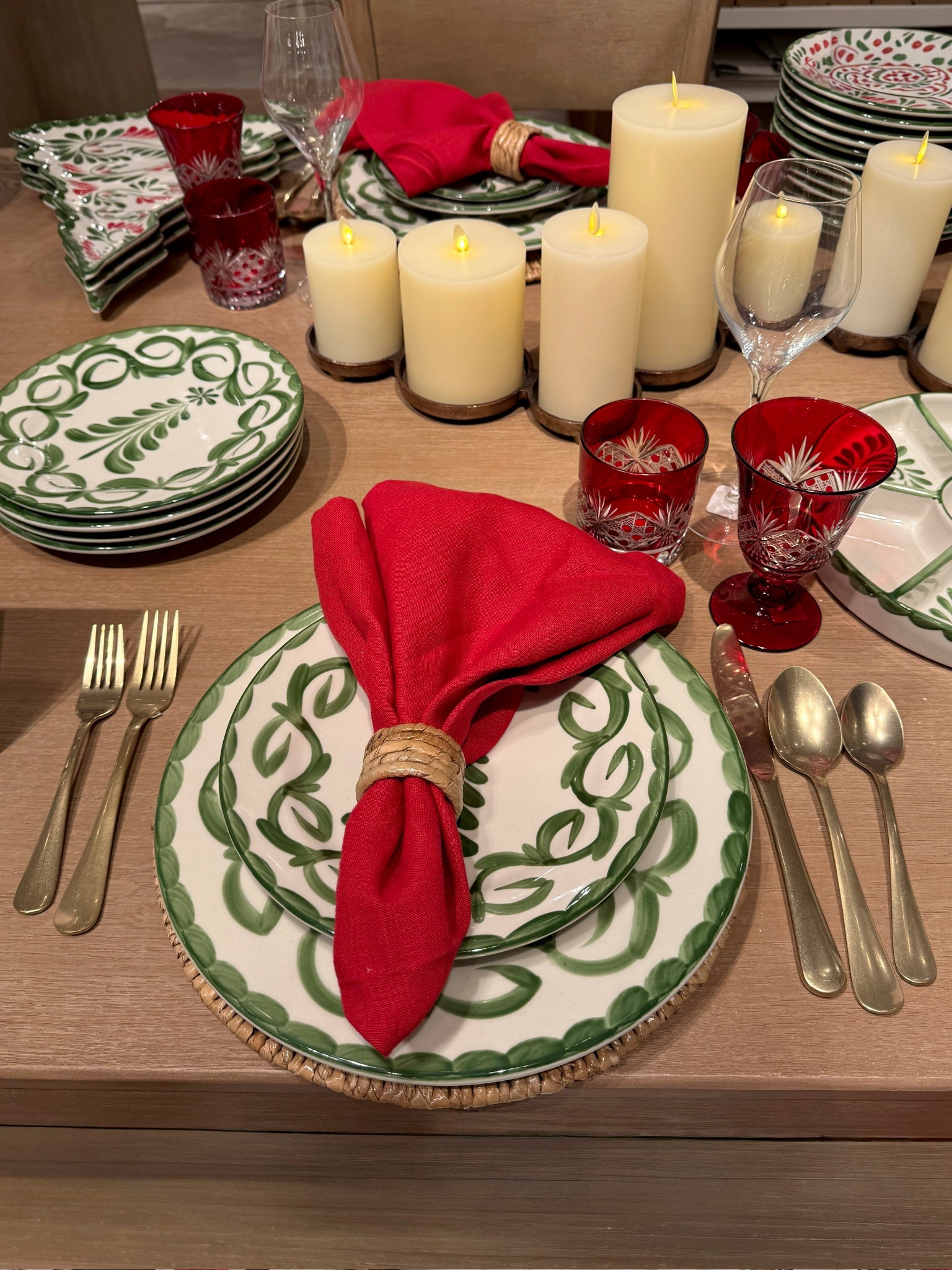 Some new pieces from Pottery Barn’s Puebla Porcelain Dinnerware Collection and they’re bringing all the festive energy to the table. ❤️🎄✨ Hand-glazed and hand-painted porcelain gives each piece so much character, perfect for a joyful holiday tablescape. 🍽️🥂 Styled here with green plates, red glassware, and coordinating napkins for major feliz navidad vibes—fun, colorful, and made for celebrating. 🍾 Linked the collection and festive table finds to recreate this look! 🎊 #PotteryBarn #HolidayTablescape #ChristmasTablescape

#LTKHoliday #LTKGiftGuide #LTKHome