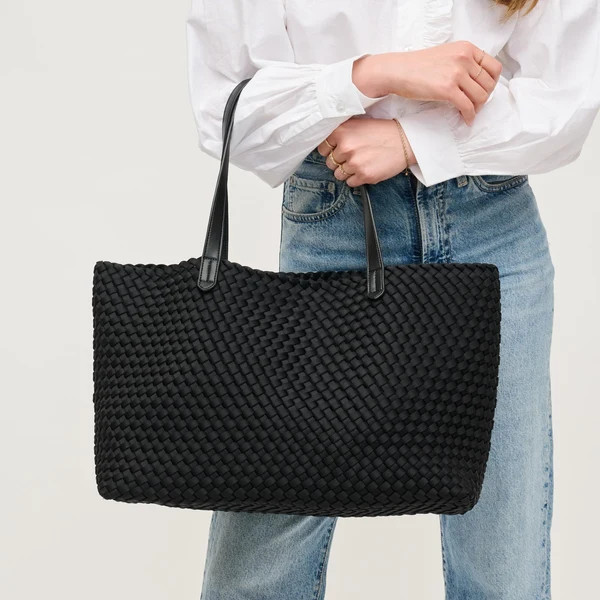 Evie Tote | Urban Expressions