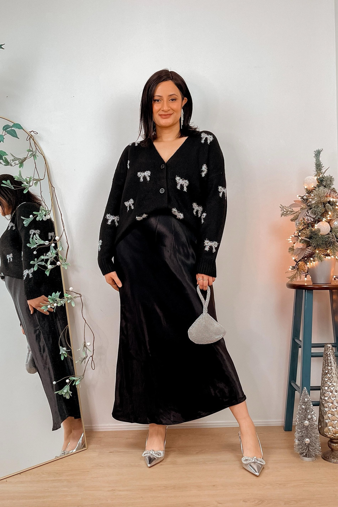 Holiday Outfit I will most likely be wearing on repeat ✨ 
Mix & match cost, comfortable and chic‼️ 

Shop on my LTK, 🔗 link in my bio! 

Satin skirt, cardigan season, festive season, festive outfit, party season, party wear, holiday season, holiday outfit, midsize, Canadian fashion blogger, get ready with me 

#festivewear #festiveseason #holidayparty #holidayseason #holidaystyle #partywear #partyoutfit #midsizestyle #festivefashion #midsizefashion #canadianfashion #canadianfashionblogger #minimalstyle #neutralstyle #elevatedbasics