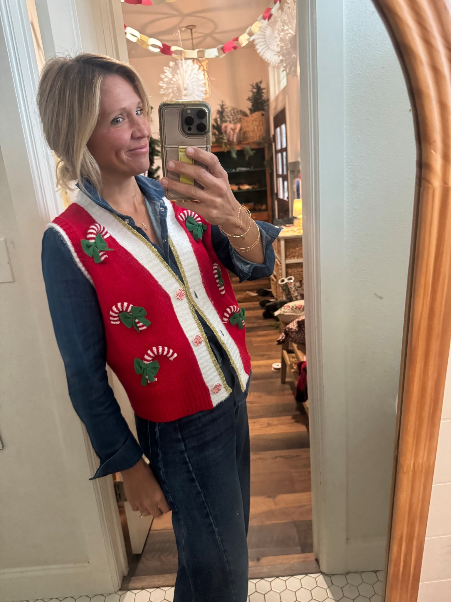I am here for a good Christmas vest! Nora Crank vibes 

#LTKootd #LTKHoliday #LTKmomlife