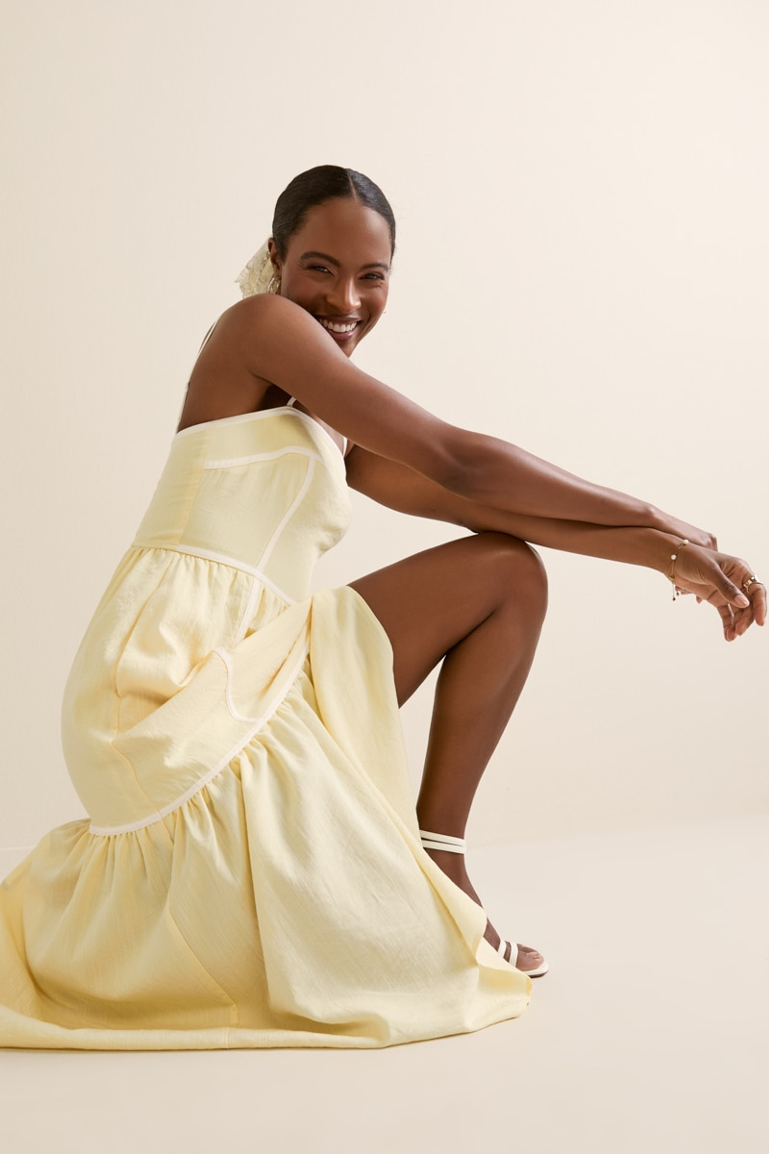 Jessie Piping Trim Midi Dress | Francesca's