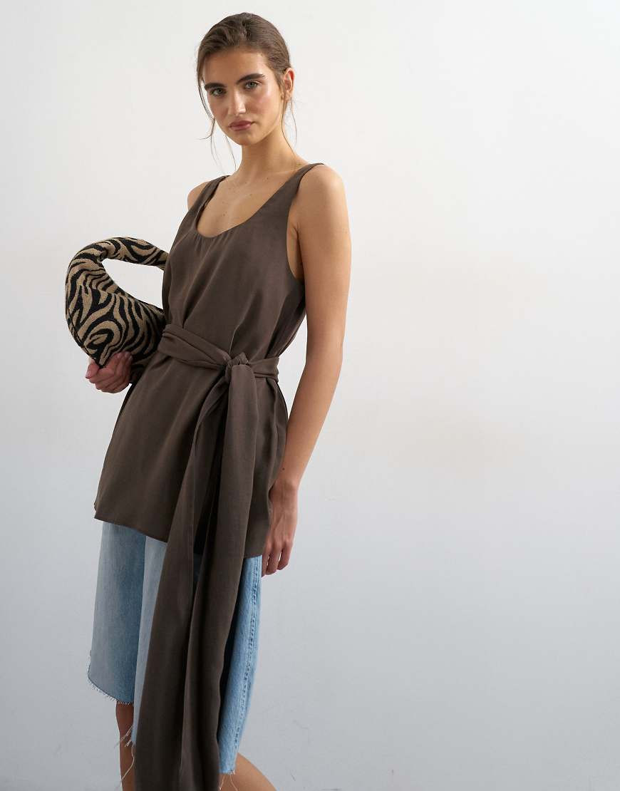 Topshop tie waist scoop cami in chocolate-Brown | Topshop (UK, DE, FR)