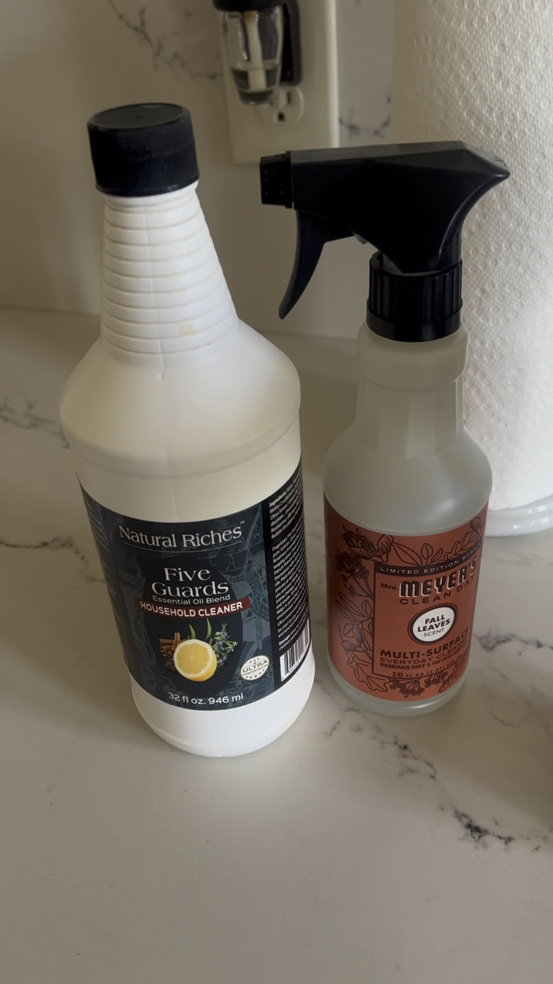 My favorite cleaning combo that I use on literally everything in my home!!!

#LTKVideo #LTKhome #LTKfindsunder50