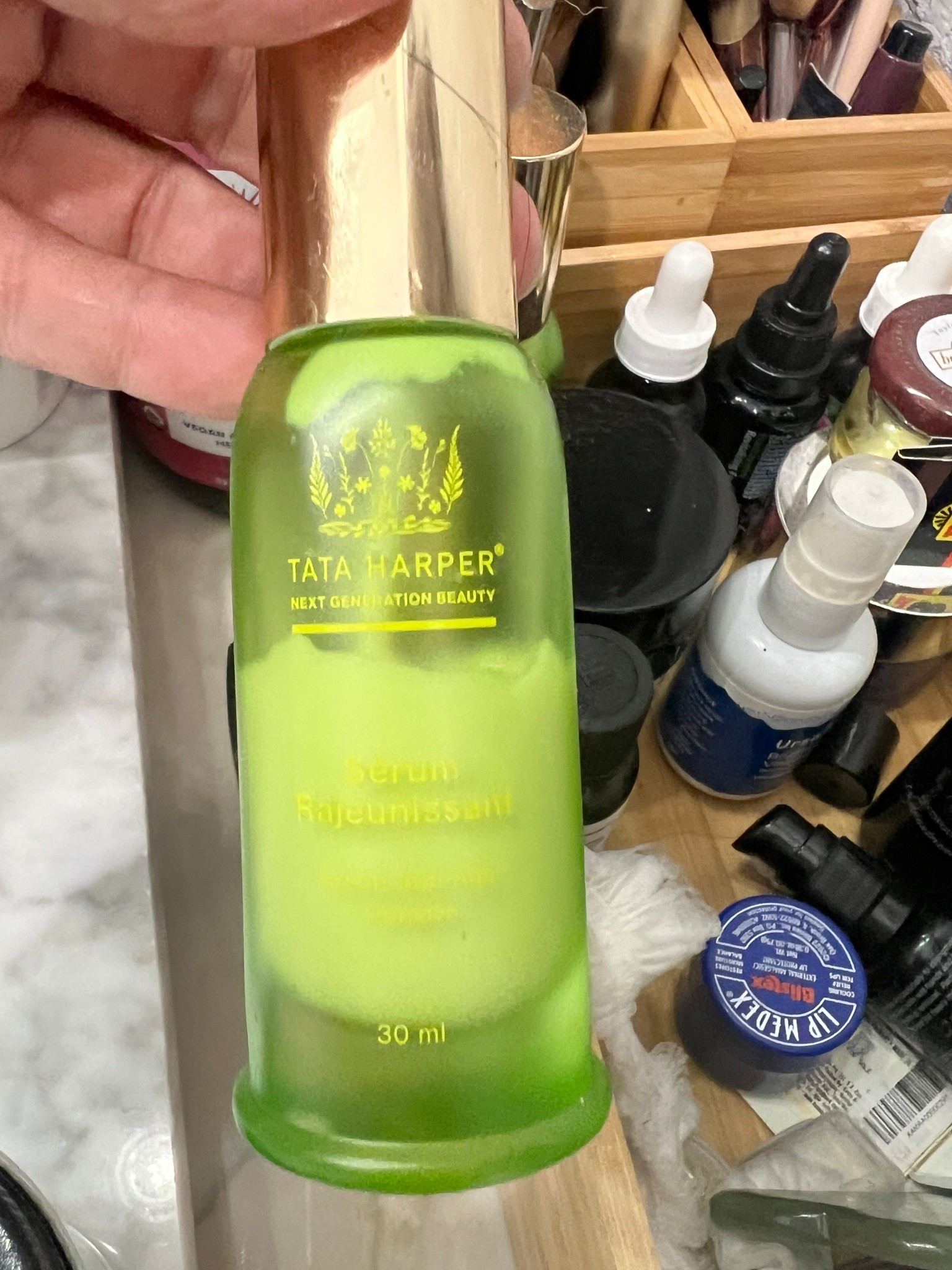 My skin care incorporates the best stuff from a lot of clean brands. And I find I do love #tatharper 💚

Tagging a few of my effective products besides the one pictured here. I am also tagging their Dauly Essentials kit as it is something I often gift people whom I want to try the wonderfulness of #tataharper

#LTKBeauty