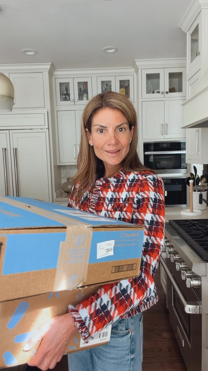 WALMART FALL FINDS that look way more expensive than they are!

Cashmere, cozy sweaters, a camel sweatsuit, zebra matching set + a few more really good finds.

#LTKSaleAlert #LTKOver40 #LTKootd