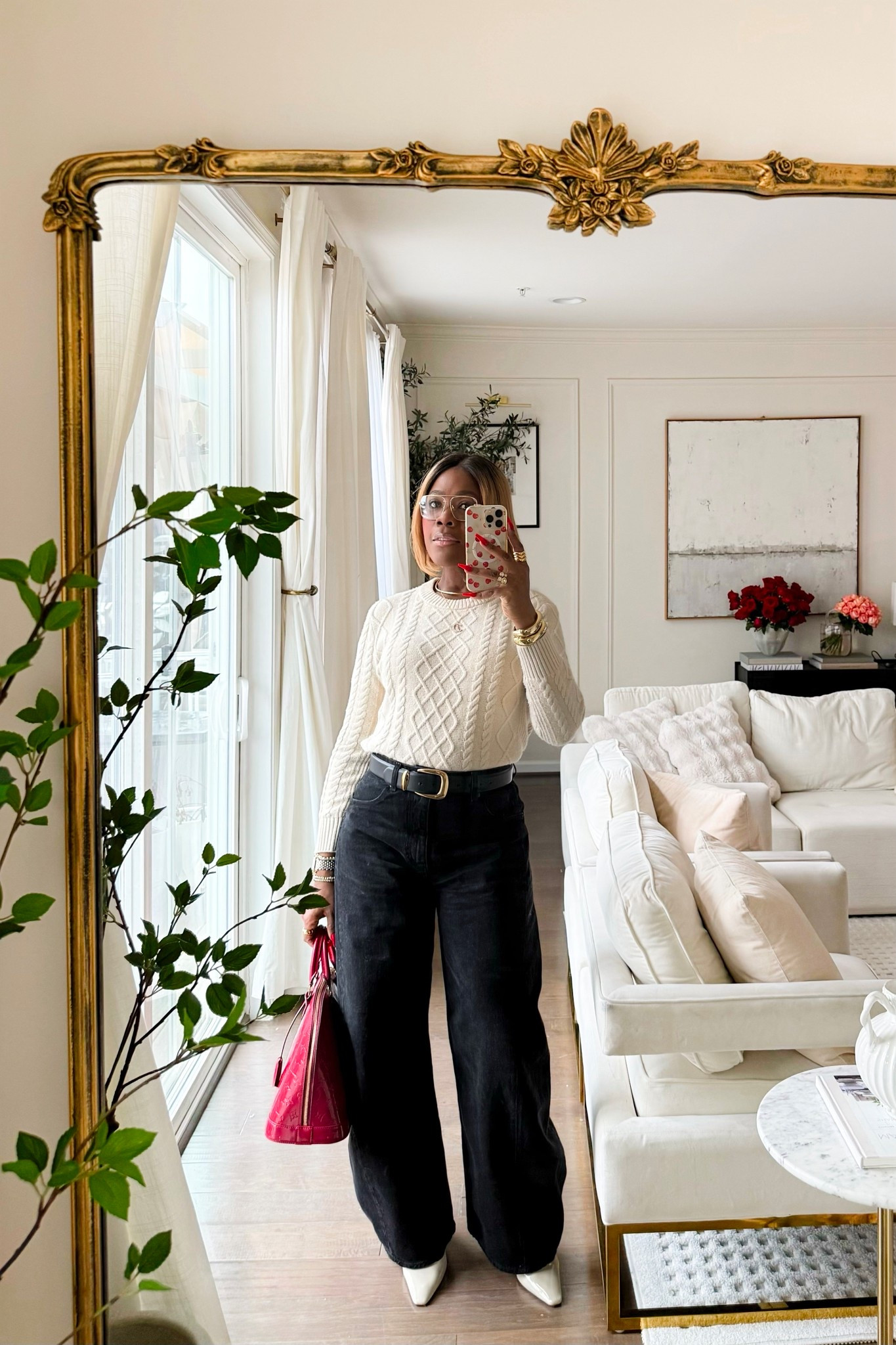 What I wore to church today. Something easy and casual chic . Obsessed with these Zara Jeans and there been on repeat 

#LTKMidsize #LTKootd #LTKSeasonal