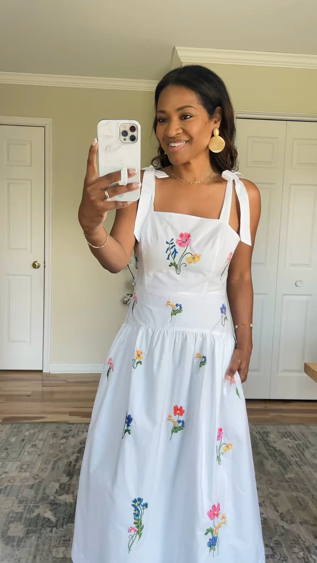 Wearing a small, but I could’ve sized down to an extra small. If you were in between sizes, I do recommend sizing down one. Shoes are true to size. ￼

#LTKgrwm #LTKootd #LTKOver40