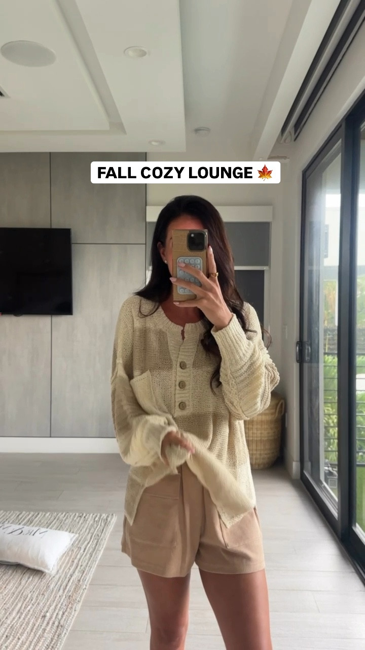 20% OFF CODE: AINSLEYR

Cozy oversized sweater & pullover ! I’m wearing a size small ❤️❤️

#LTKTravel #LTKSeasonal #LTKVideo