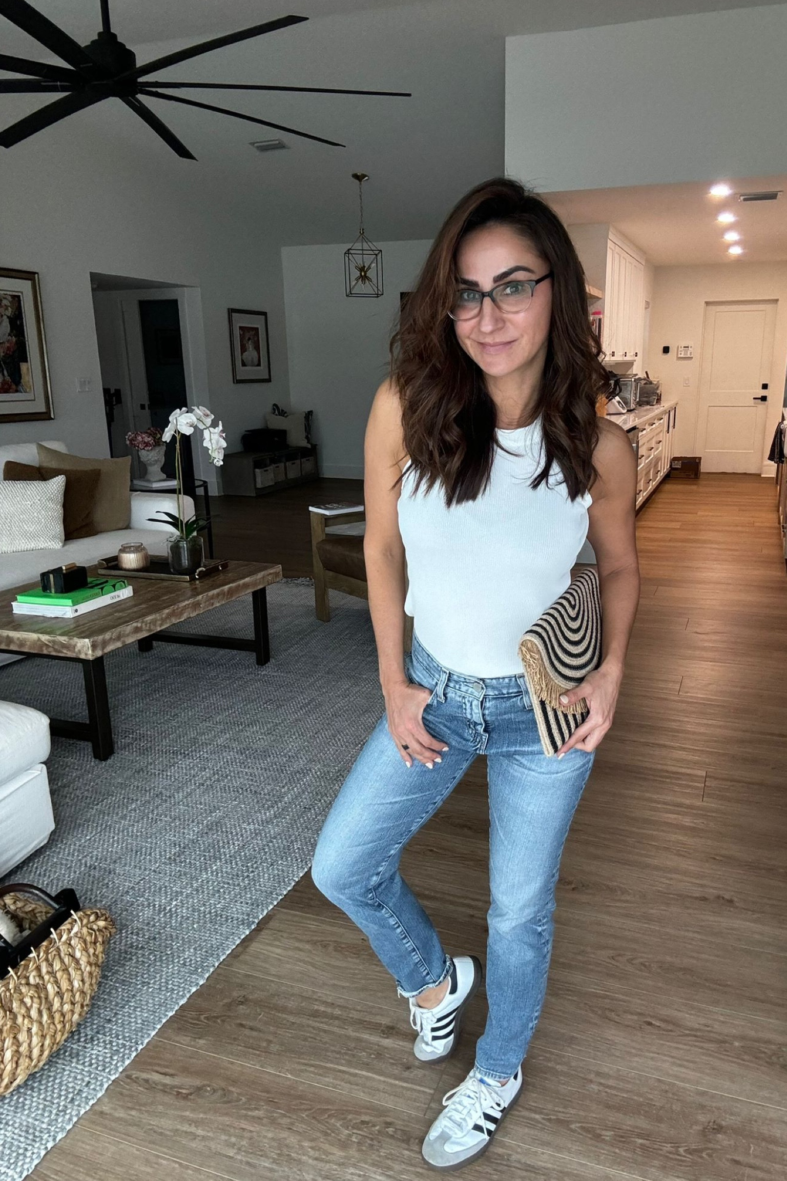 Hoy estuve súper dedicada a mi comunidad de clientas FW y disfrutando de mi hogar unos días. Siempre lista para lo que sea 💪🏻

#LTKover40 #LTKhome #LTKSpringSale