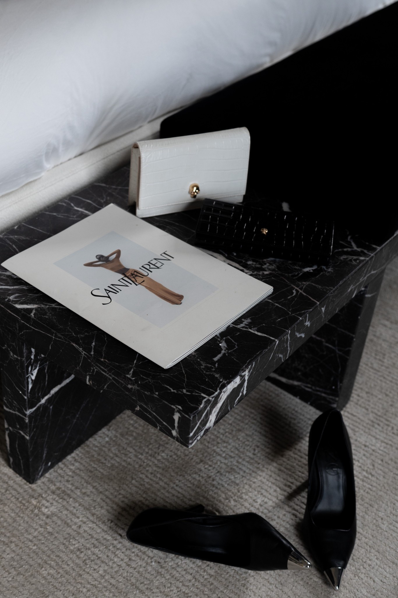 Utterly speechless on the outside …inside squealing “eeeeeeekkkkkkkk!!!” And wondering why I didn’t order this bench a long time ago??!!!! 