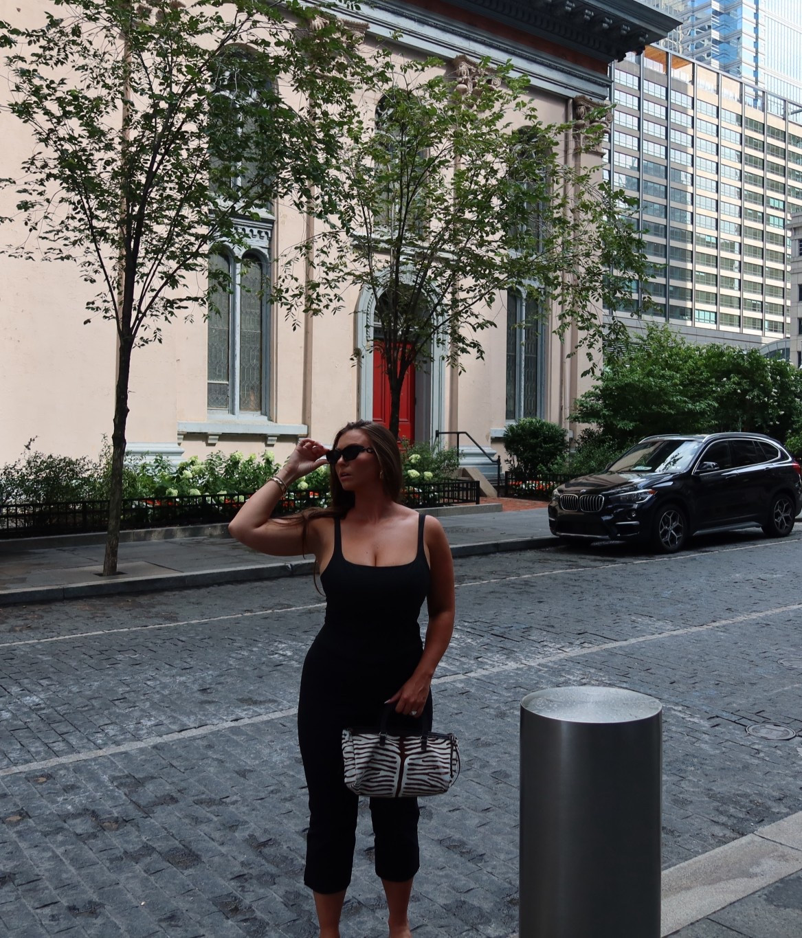 Capri summer 🖤 love these pants!! Couldn’t find the exact top but linked similar 🫶

#LTKStyleTip #LTKSeasonal #LTKTravel