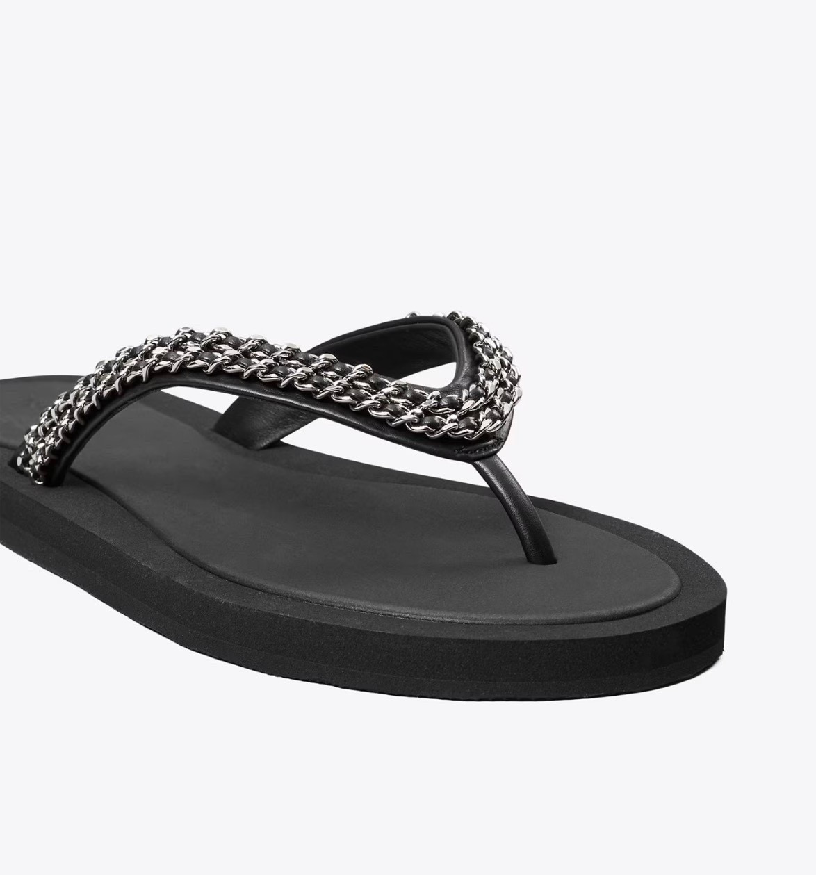 KIRA CHAIN FLIP-FLOP

A refined take on our Kira flip-flop. Smooth leather straps are detailed with a double-chain overlay threaded with leather, adding dimension and shine. A padded insole and leather footbed offer all-day comfort

#LTKWorkwear #LTKSeasonal #LTKTravel