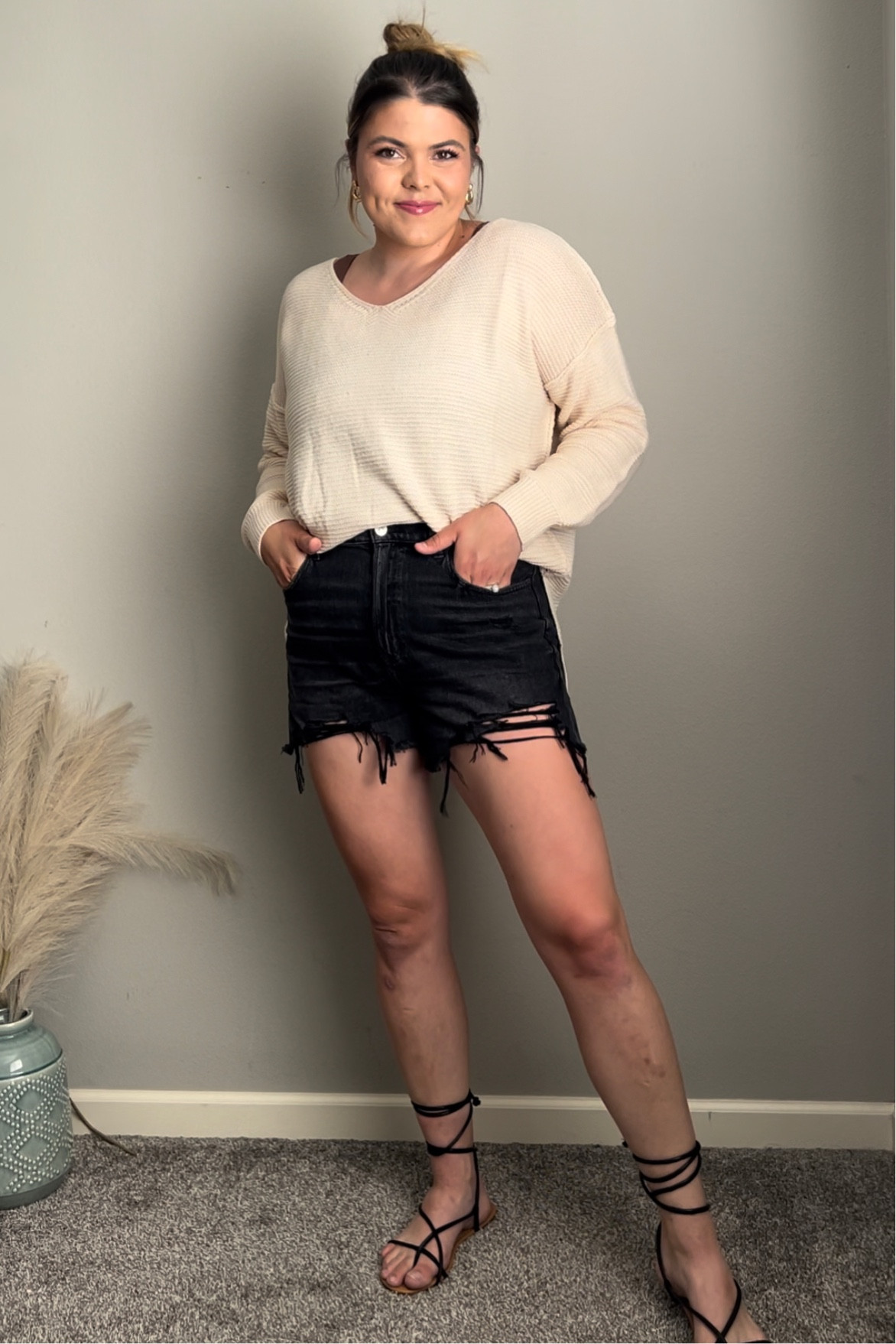 Summer date night outfit 
American eagle shorts 40% off
Strappy sandals 
Midsizee casual outfit 

#LTKunder50 #LTKcurves #LTKsalealert