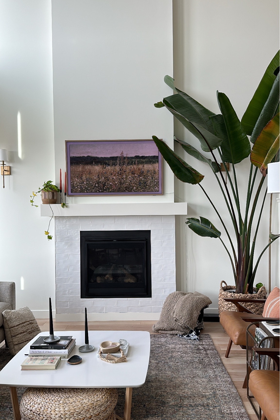 Spring living room decor 

#LTKhome #LTKSeasonal