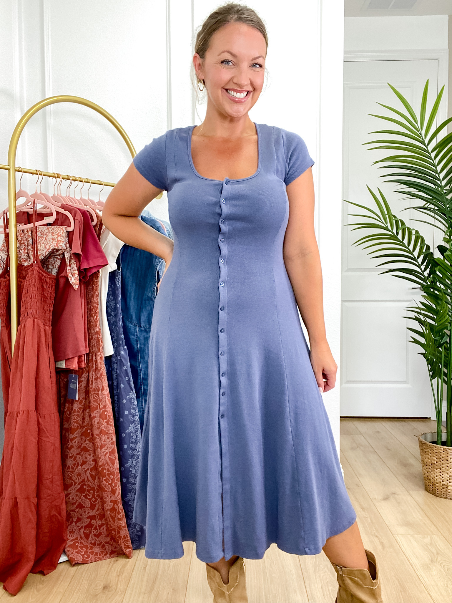 Target Dress in the prettiest slate blue  for late summer/early fall!  love the aline fit and ribbing !  Wearing size Medium  ( I am 5'5" size 8/10)

target, target dress, target sale, affordable fashion #targetstyle #affordablefashion #targetdress #newarrival

 

 #LTKSeasonal #LTKMidsize #LTKFindsUnder50