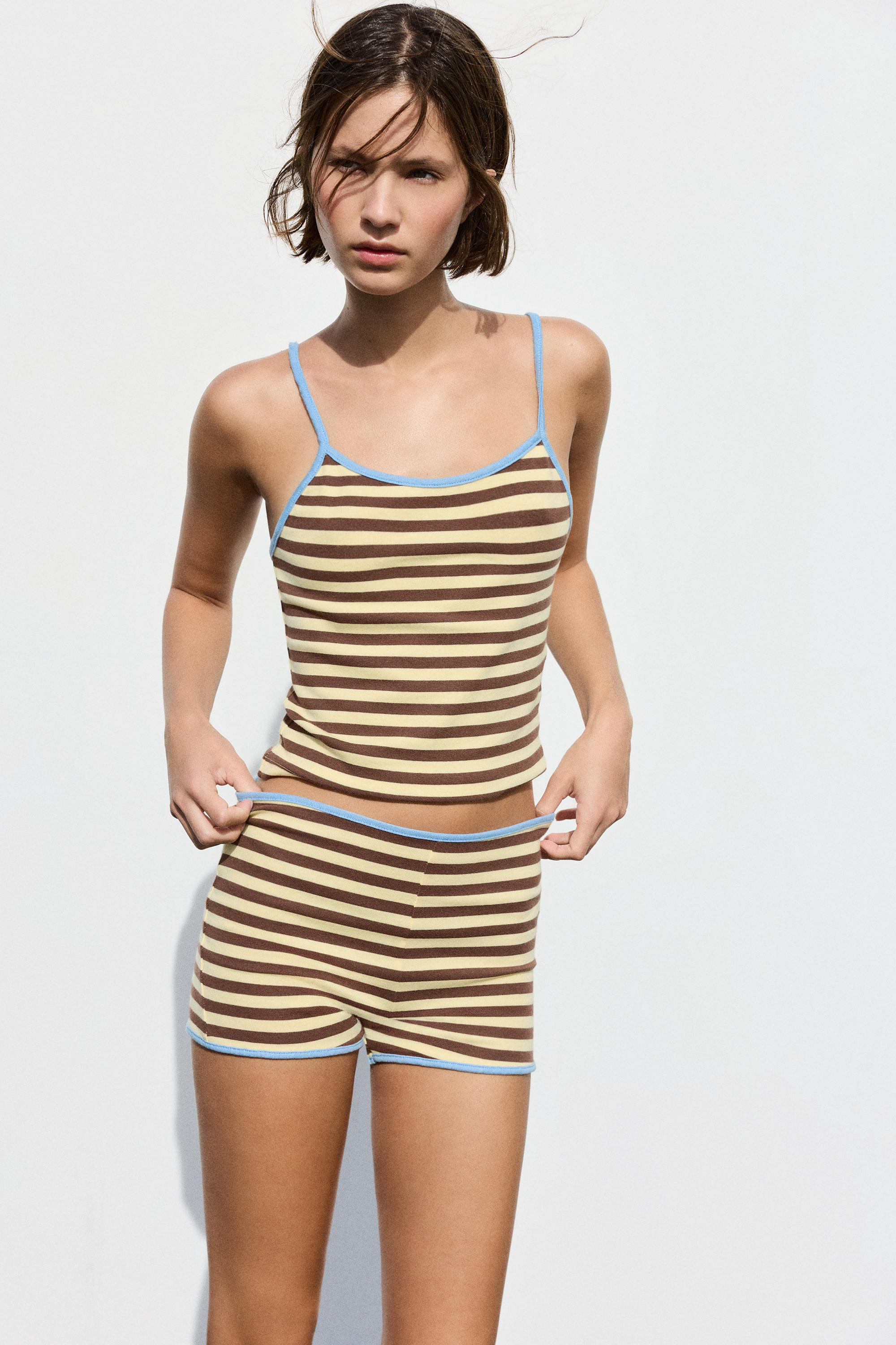 Striped ribbed mini shorts | Pull&Bear United Kingdom | PULL and BEAR UK