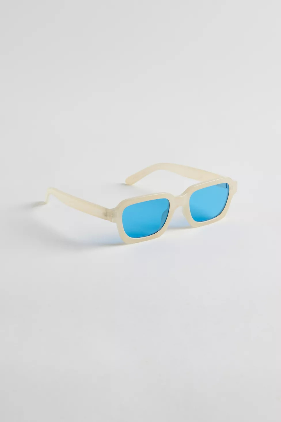 Pascal Plastic Rectangle Sunglasses | Urban Outfitters (US and RoW)