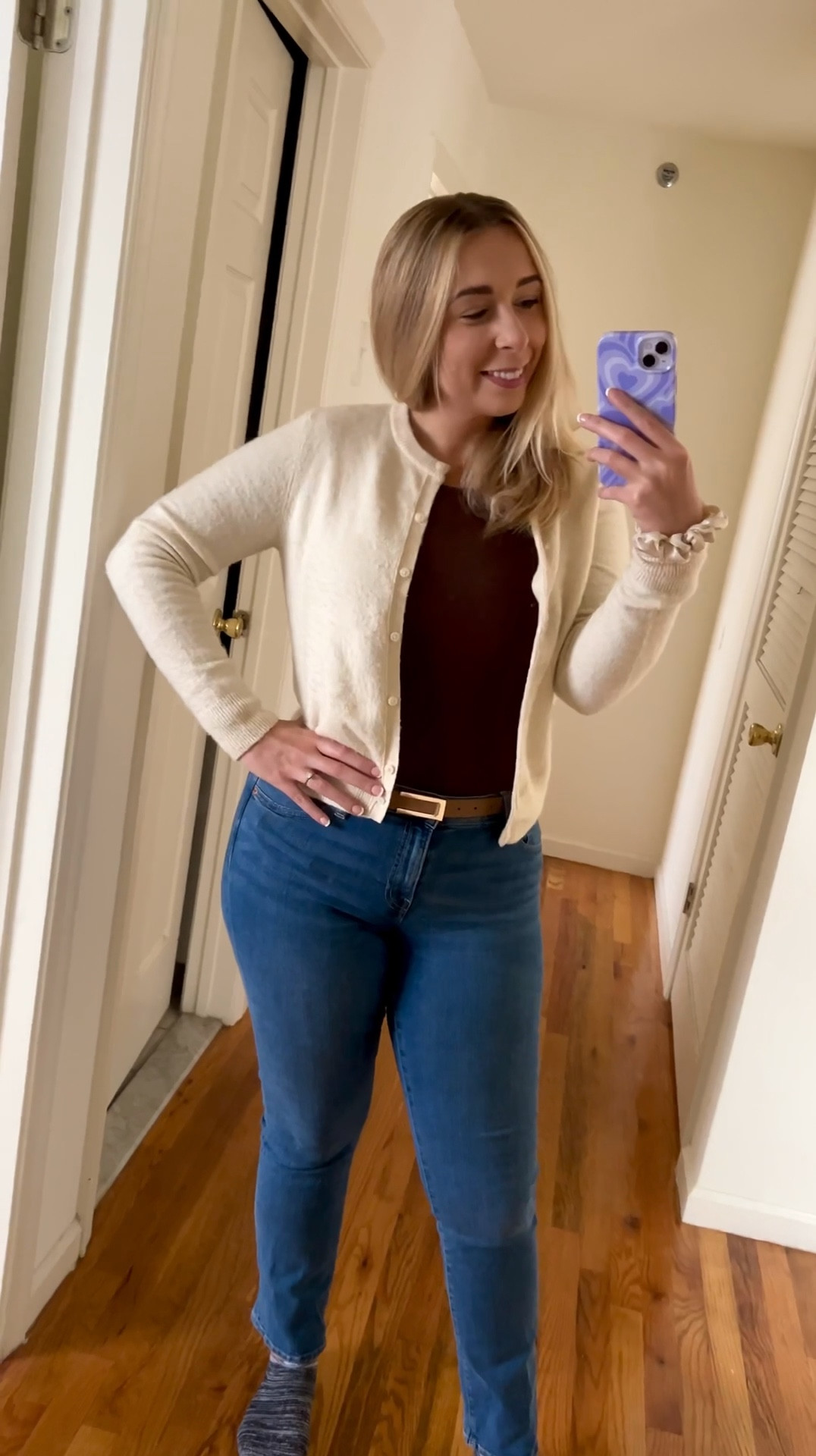 Fall Outfits pt. 2

Here are four fall outfits I’ve been loving lately 🍁🍄🍂

Tops: @pumiey.us @mangopop_us @forever21 @nordstromrack 
Jeans: @francescas @gap 
Belt: @amazon 
Shoes: @puma 

#LTKSeasonal #LTKU #LTKVideo