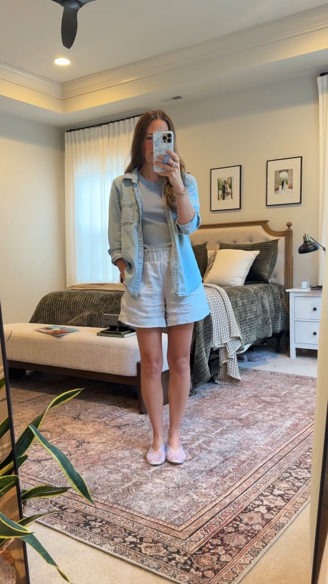 Easy mom uniform for late summer into fall 🤍

Quince linen shorts + a simple Amazon tank + chambray button-down + jelly flats. An easy transitional outfit that still works when it’s hot out.

Sizing: Quince linen shorts: XS | Amazon tank: S | Chambray button-down: S

Use my Quince code INFG-26LINENANDLIGHTCO10 for 10% off your first order.

#LTKSeasonal #LTKStyleTip #LTKMomStyle #LTKCapsuleWardrobe #LTKFallStyle

#LTKgrwm #LTKootd #LTKmomlife