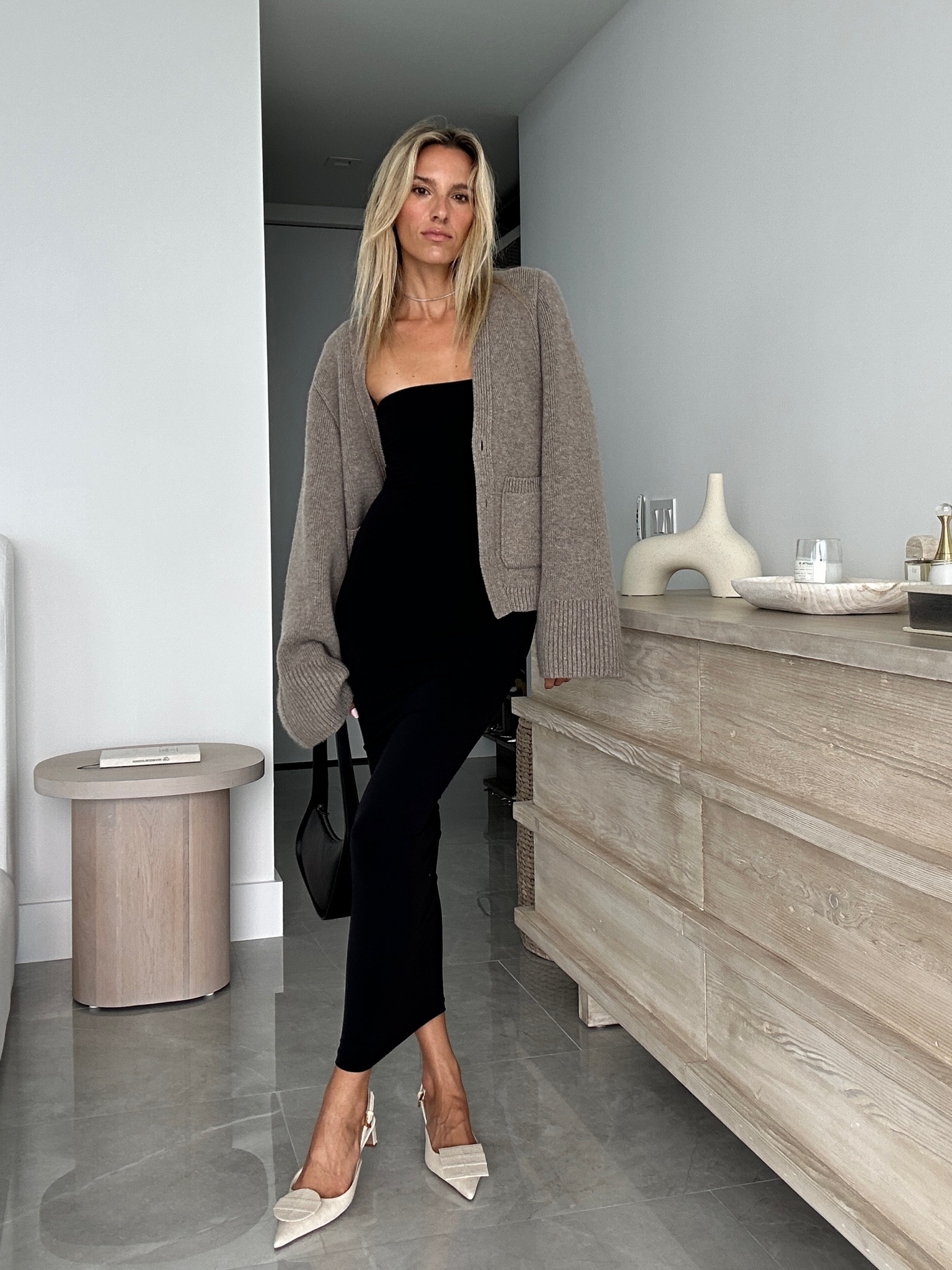 Two must have pieces you need in your wardrobe. This dress is super flattering, easy to pack and pairs well with an oversized shirt, blazer, etc. Great option for day or night looks. 

Wearing an XS in the dress and a S in the cardigan  

Closet staples, wardrobe staples, fall dresses, work outfit, travel outfit

#LTKstyletip #LTKworkwear