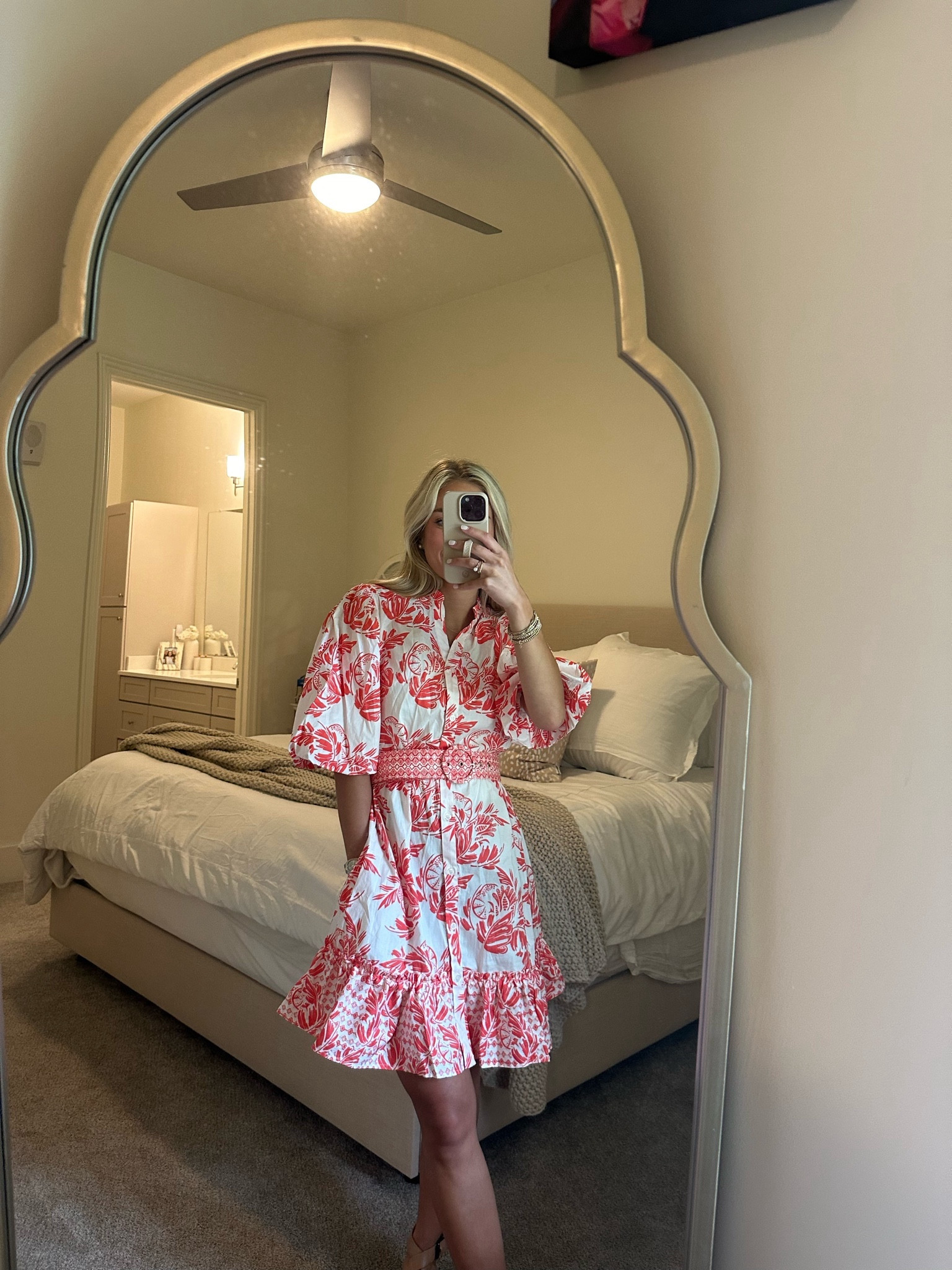 LOVE this floral dress😍 wearing an xs! Use “GOSUMMER” for 50% off until 6/2!! 

#LTKsalealert